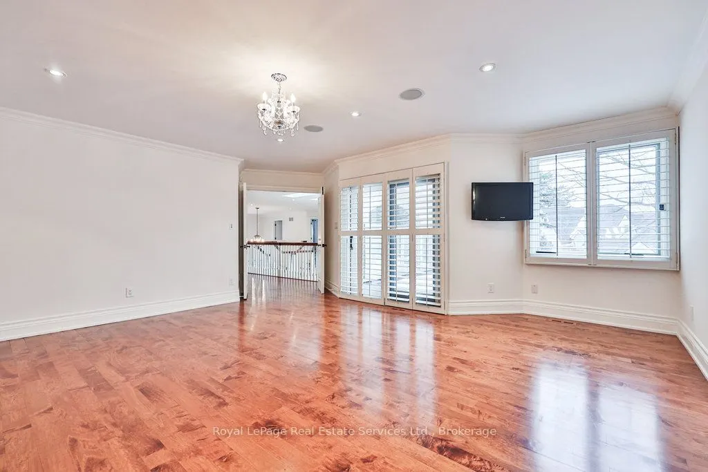 24 Raymar Place