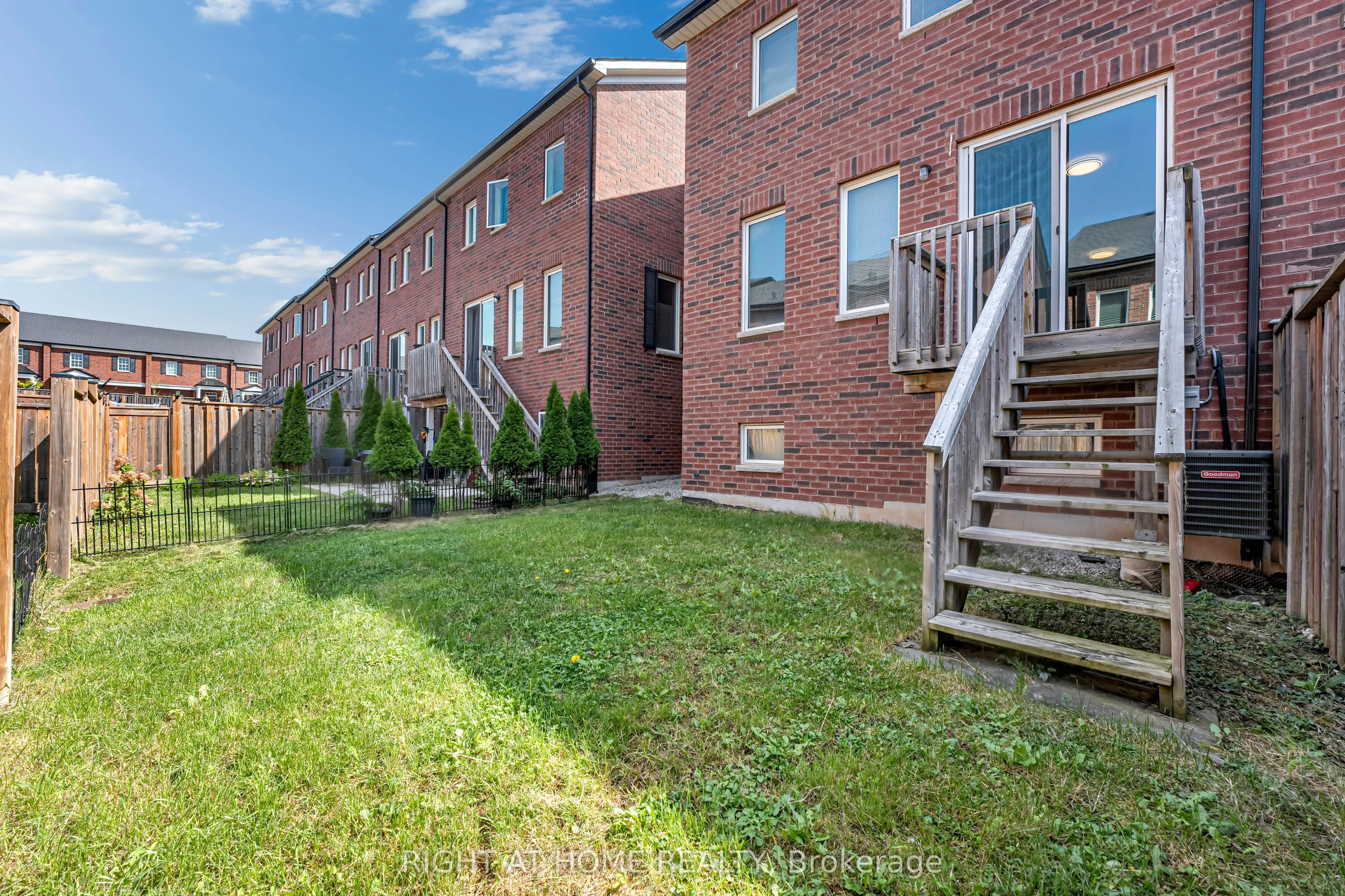 59 Henry Crescent