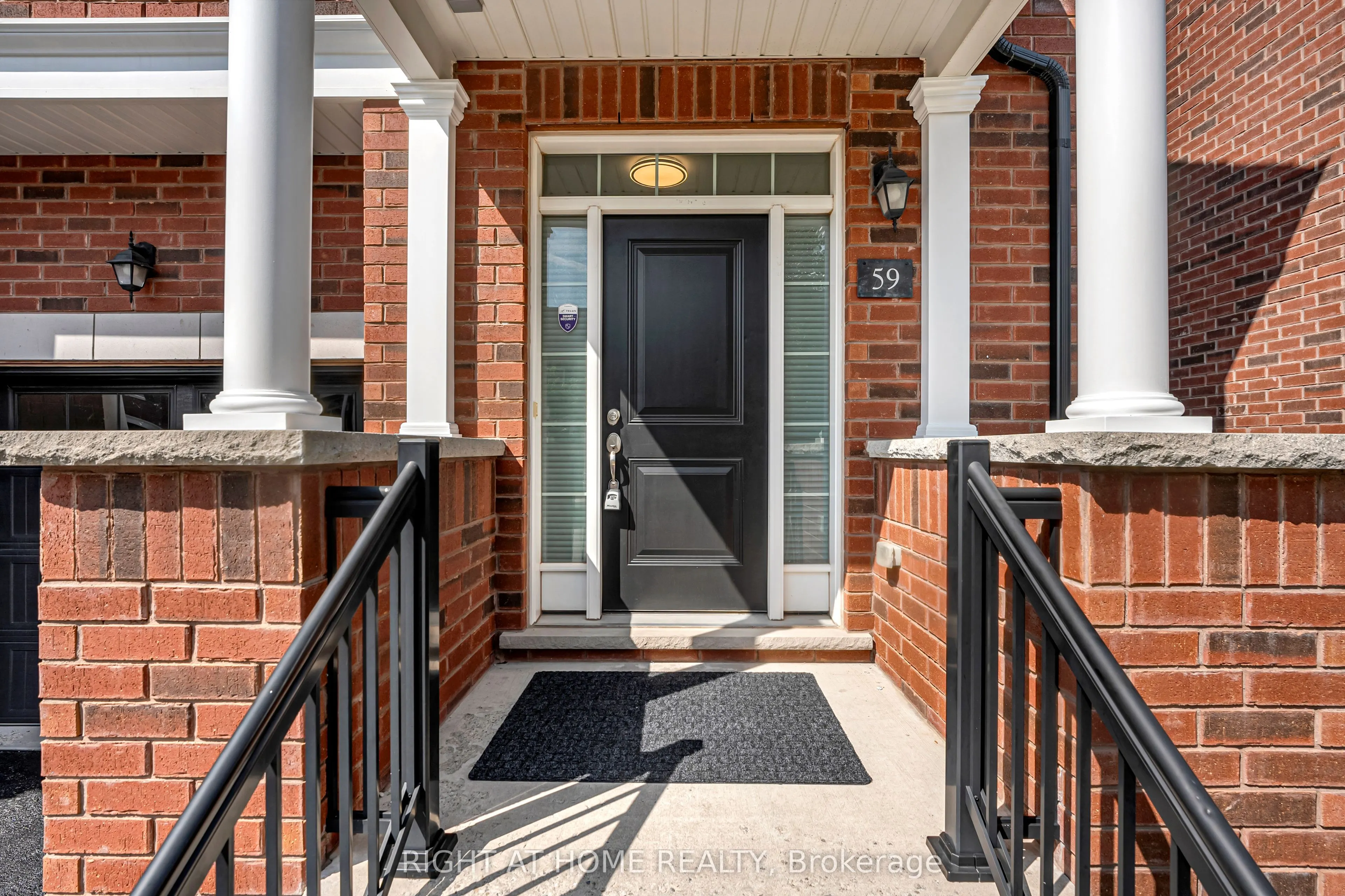 59 Henry Crescent