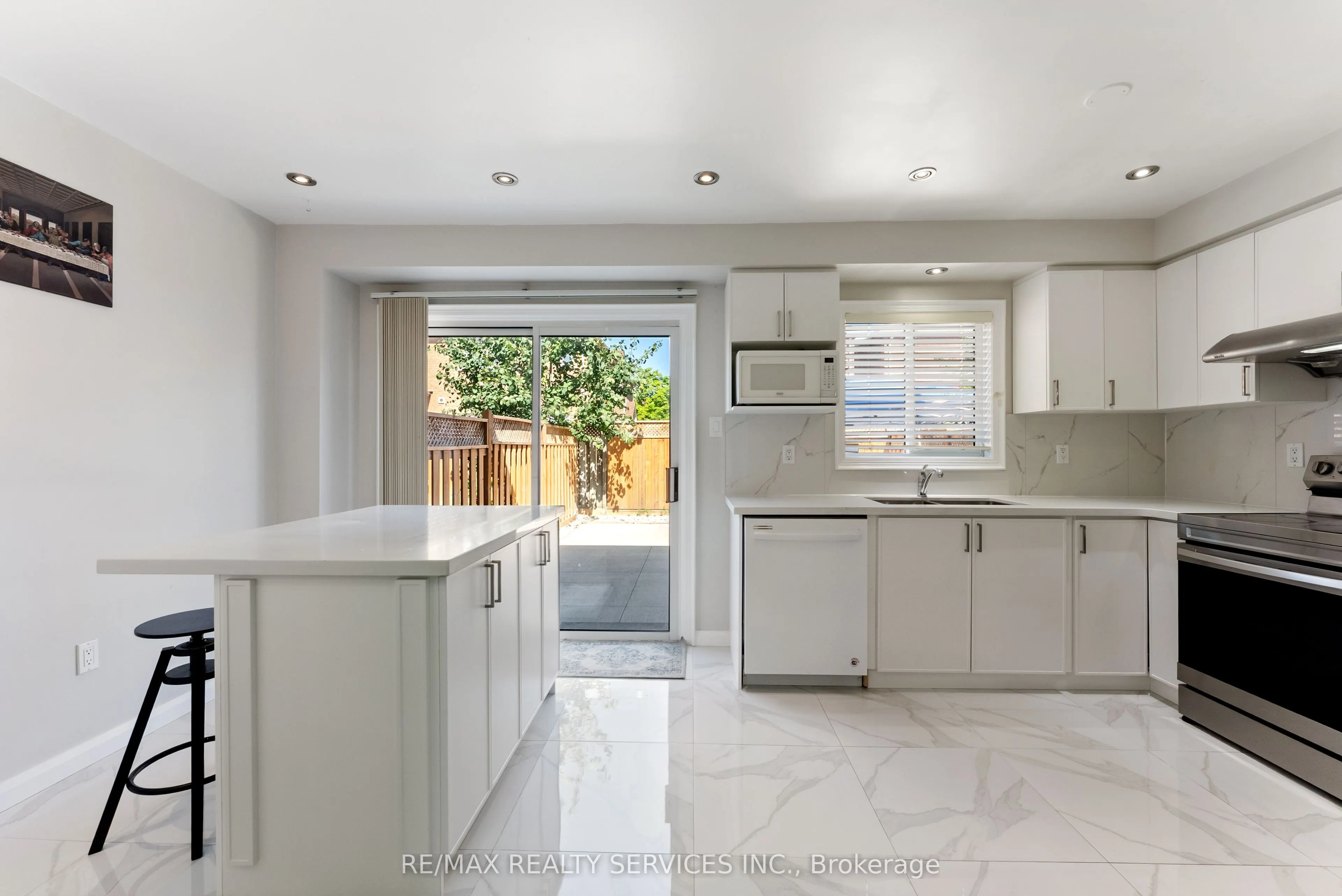 40 Herkes Drive