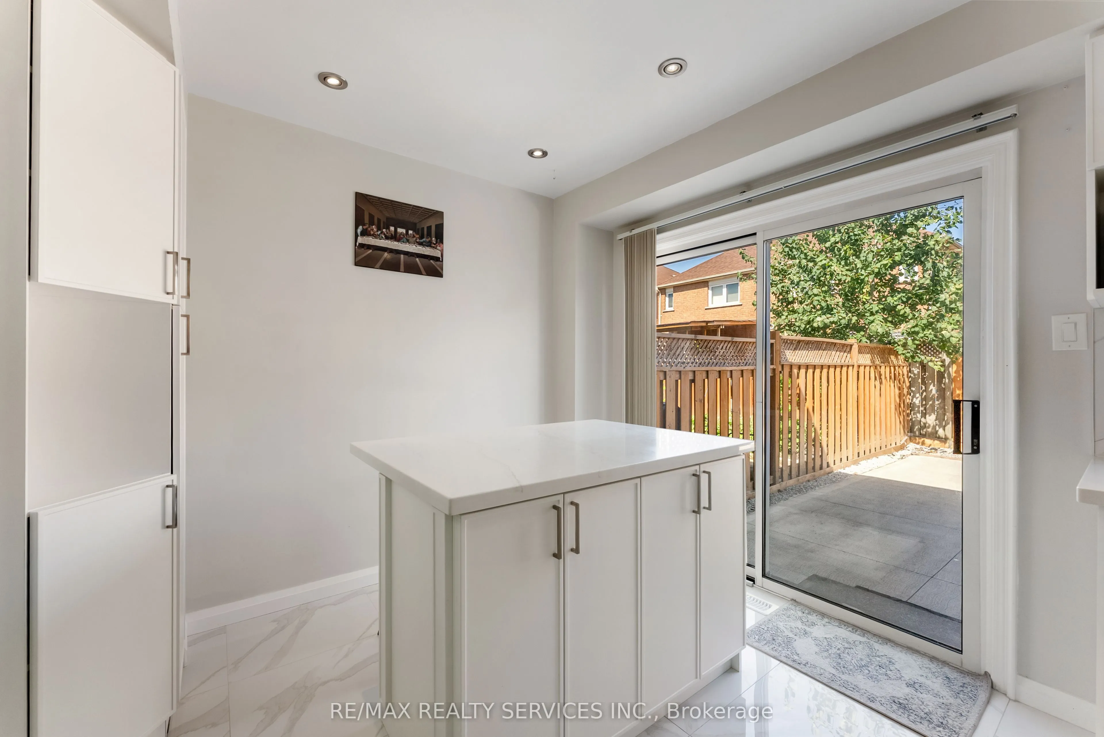 40 Herkes Drive