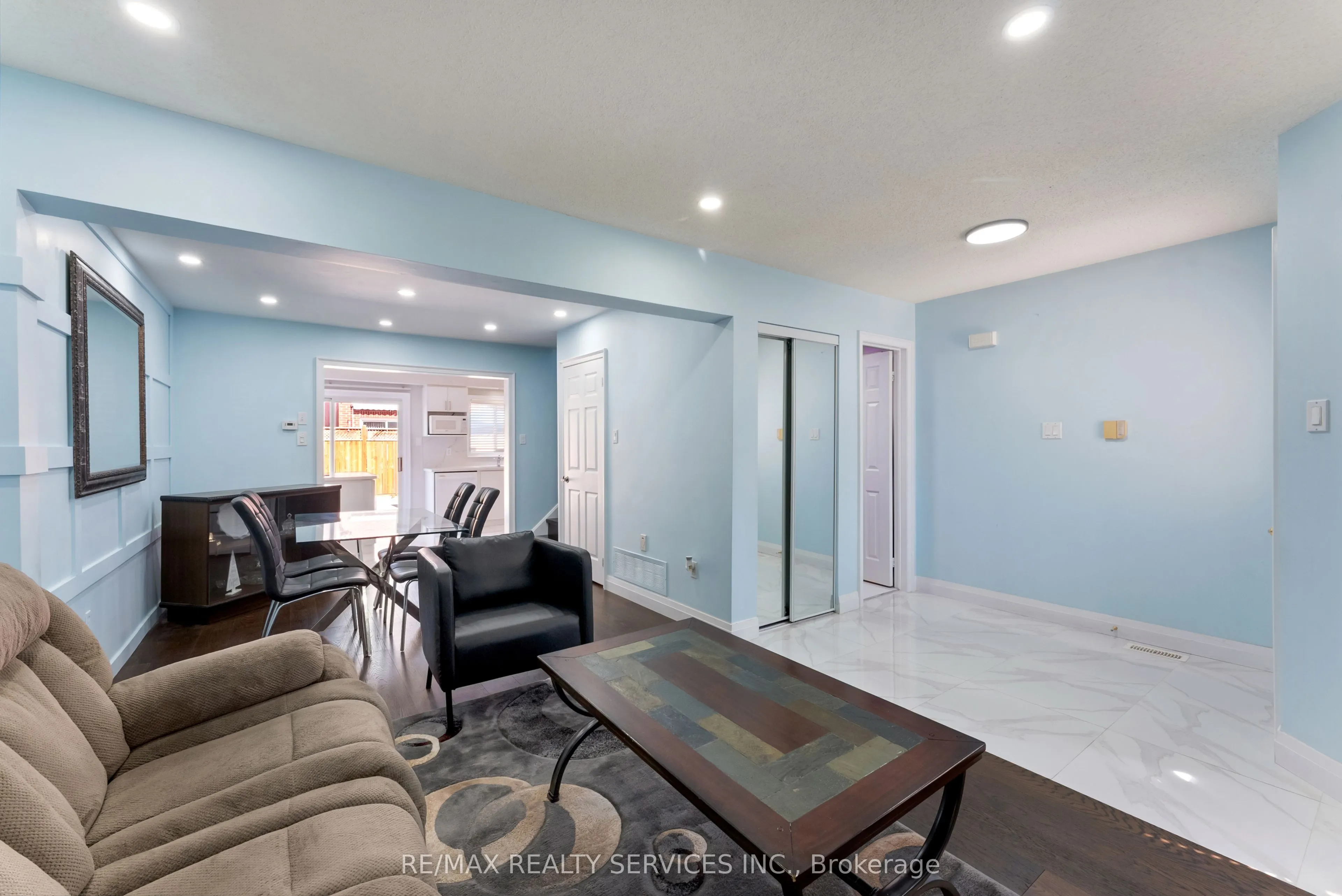 40 Herkes Drive