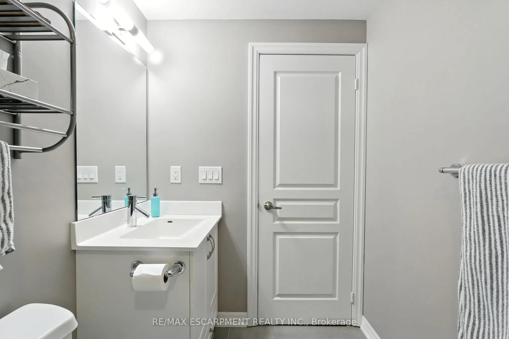 1940 Ironstone Drive, #202