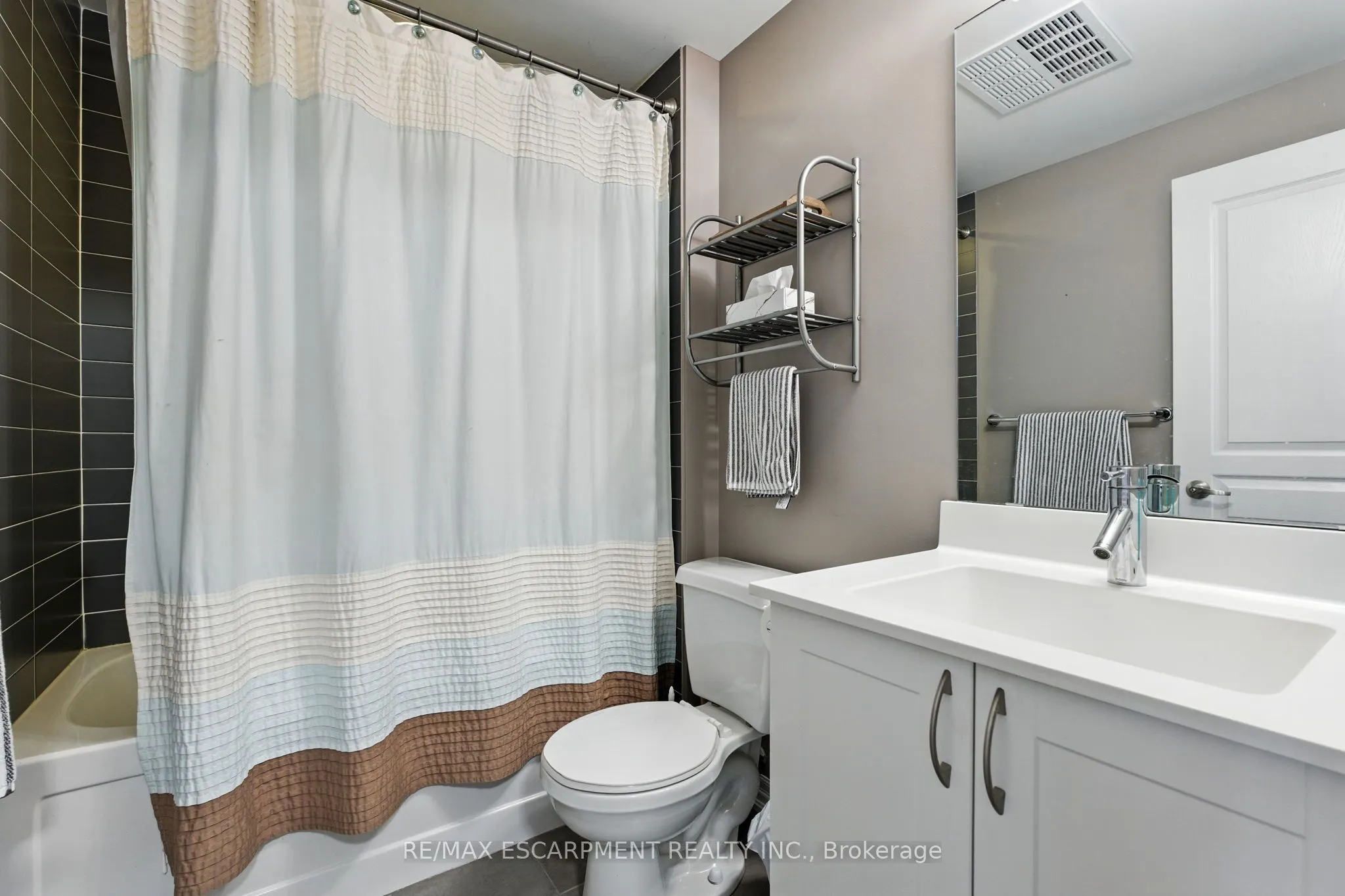 1940 Ironstone Drive, #202