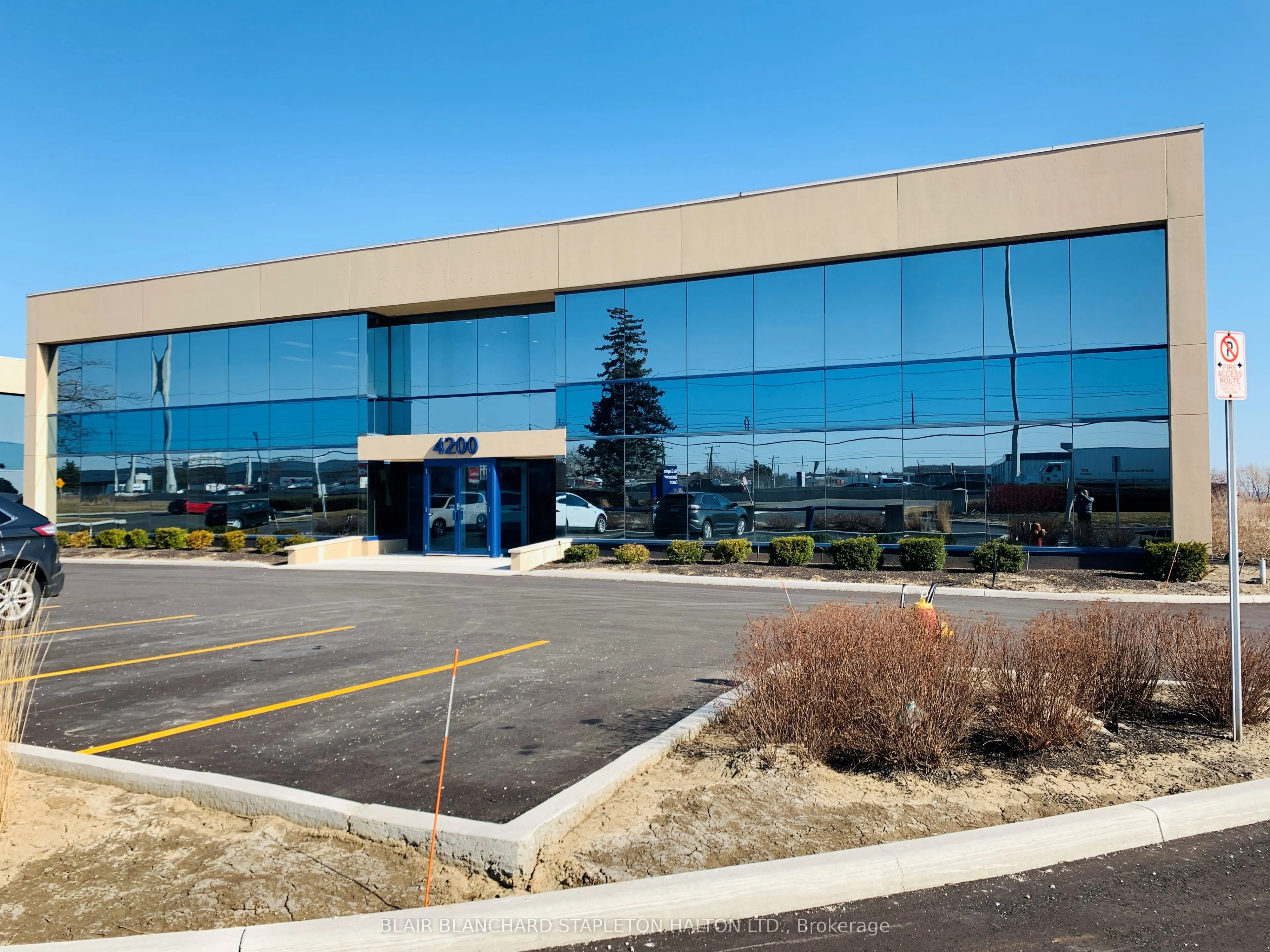 4200 South Service Road, #101