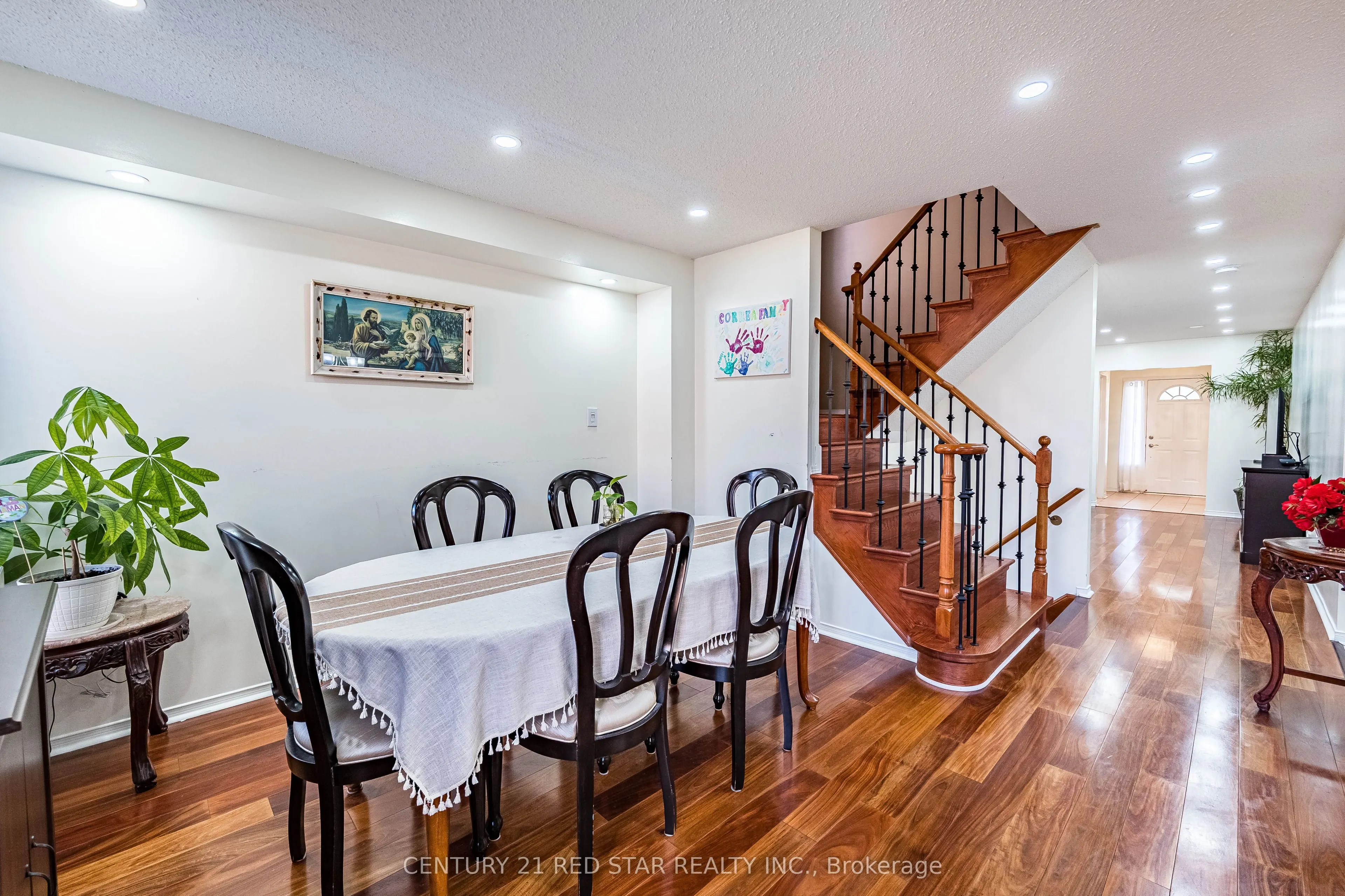 37 Oakmeadow Drive