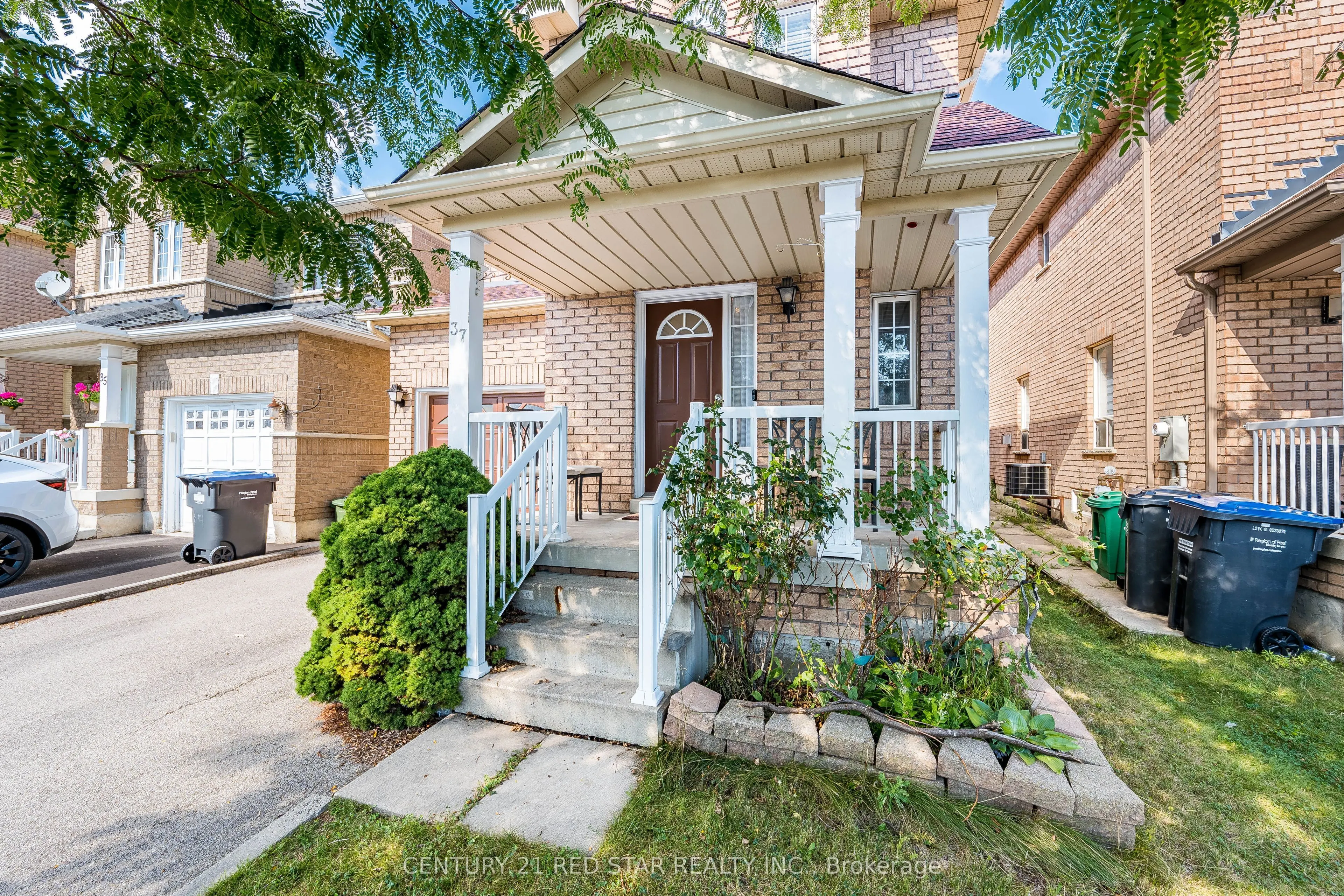 37 Oakmeadow Drive