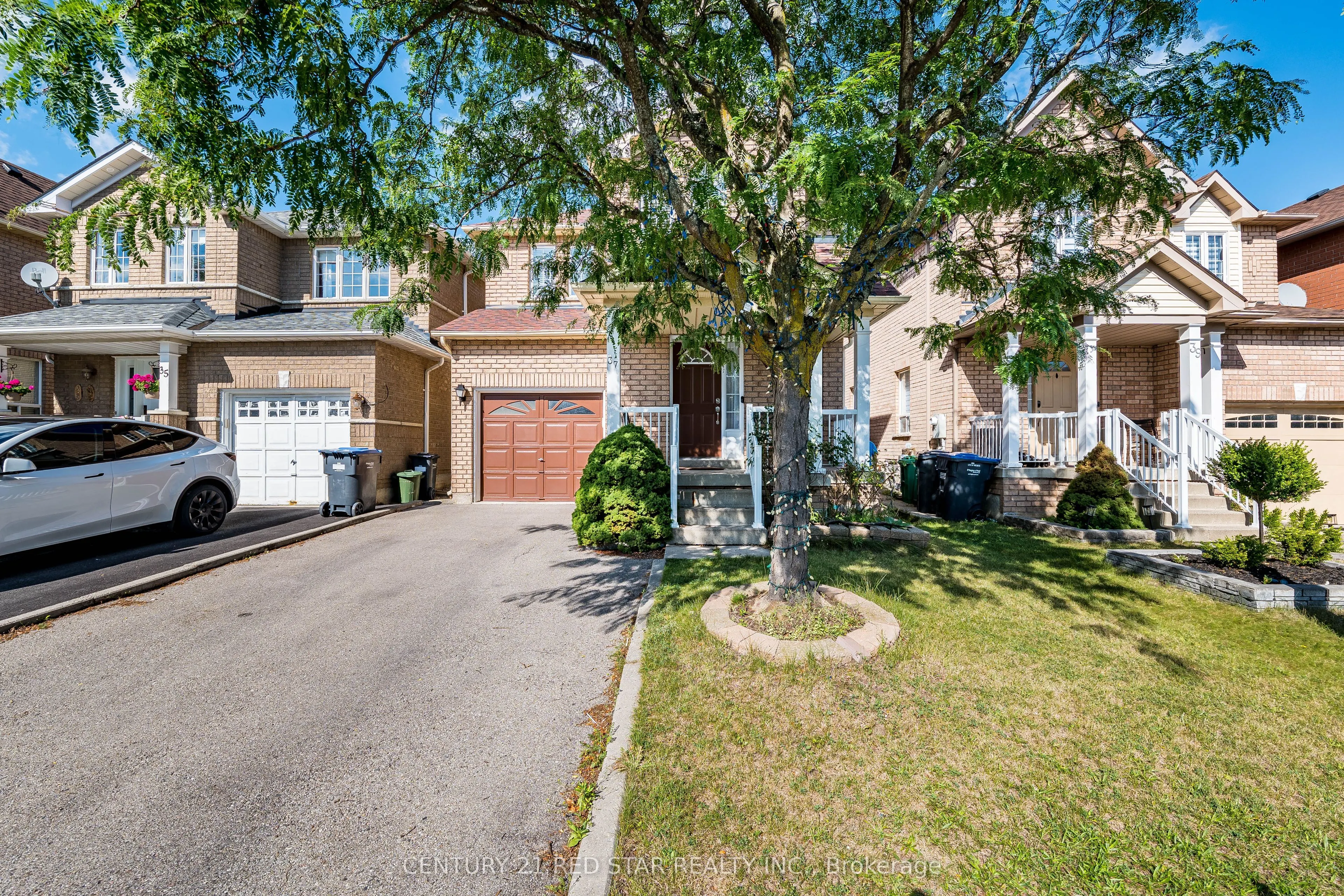 37 Oakmeadow Drive