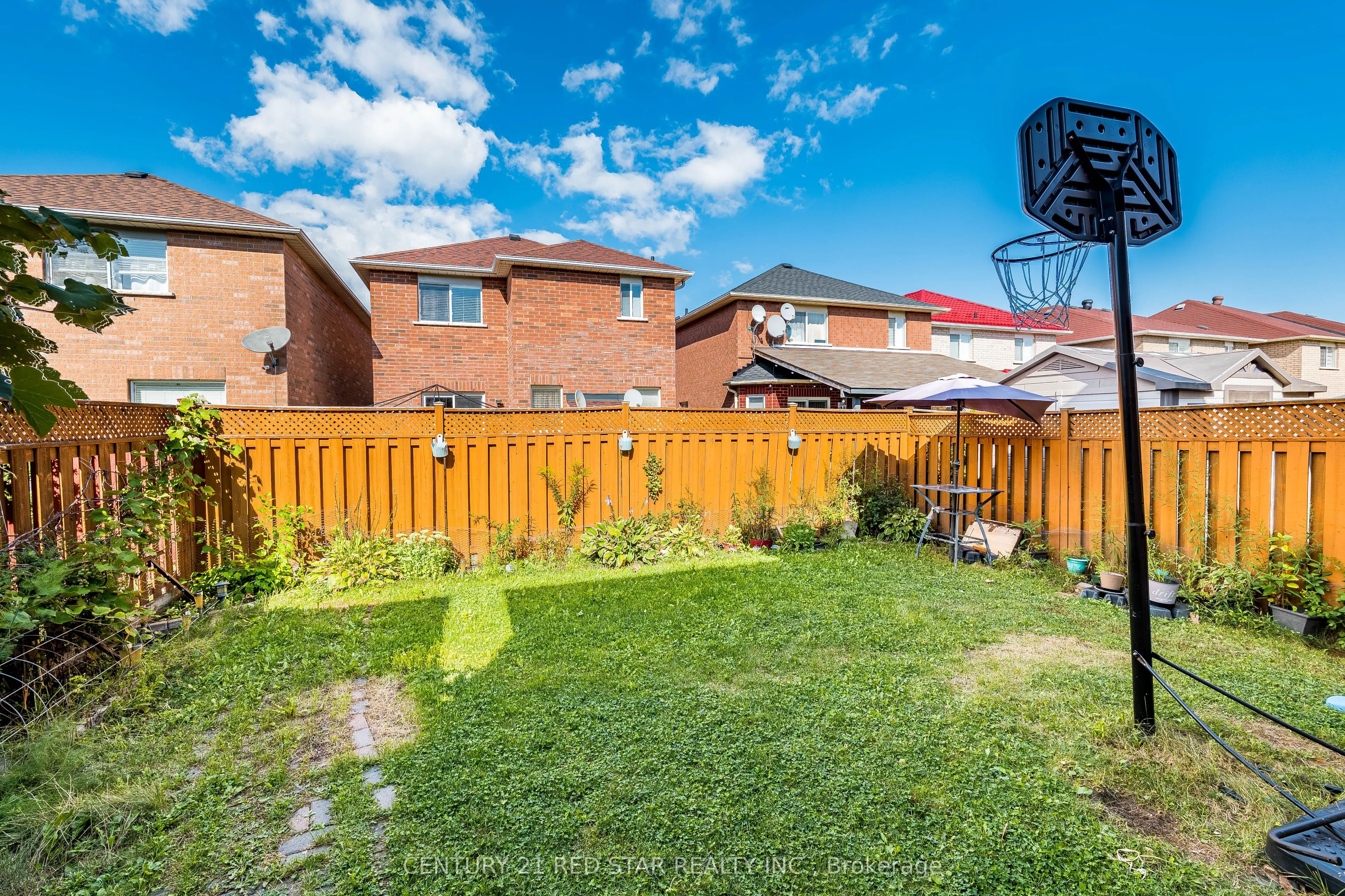 37 Oakmeadow Drive