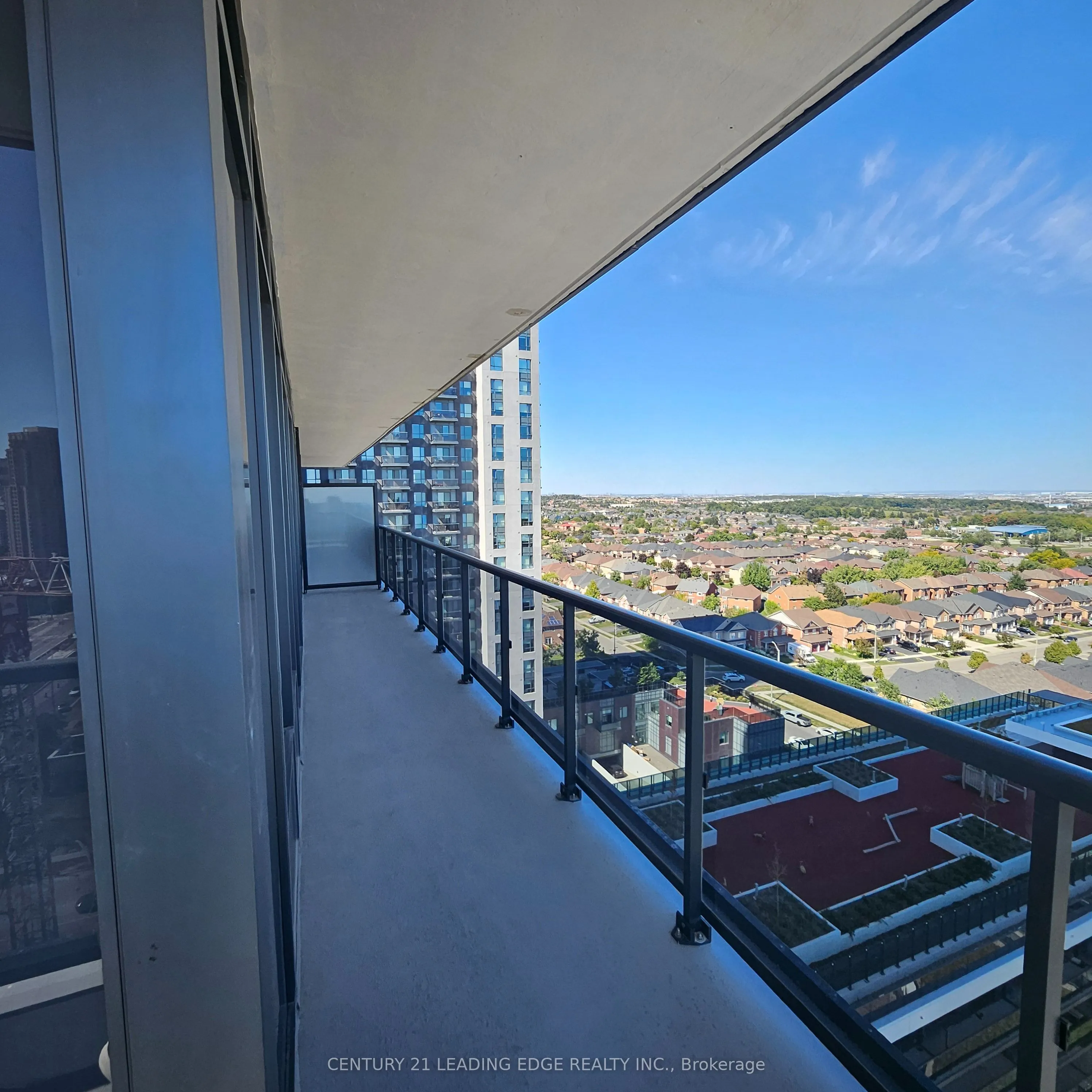 5105 HURONTARIO Street, #1502