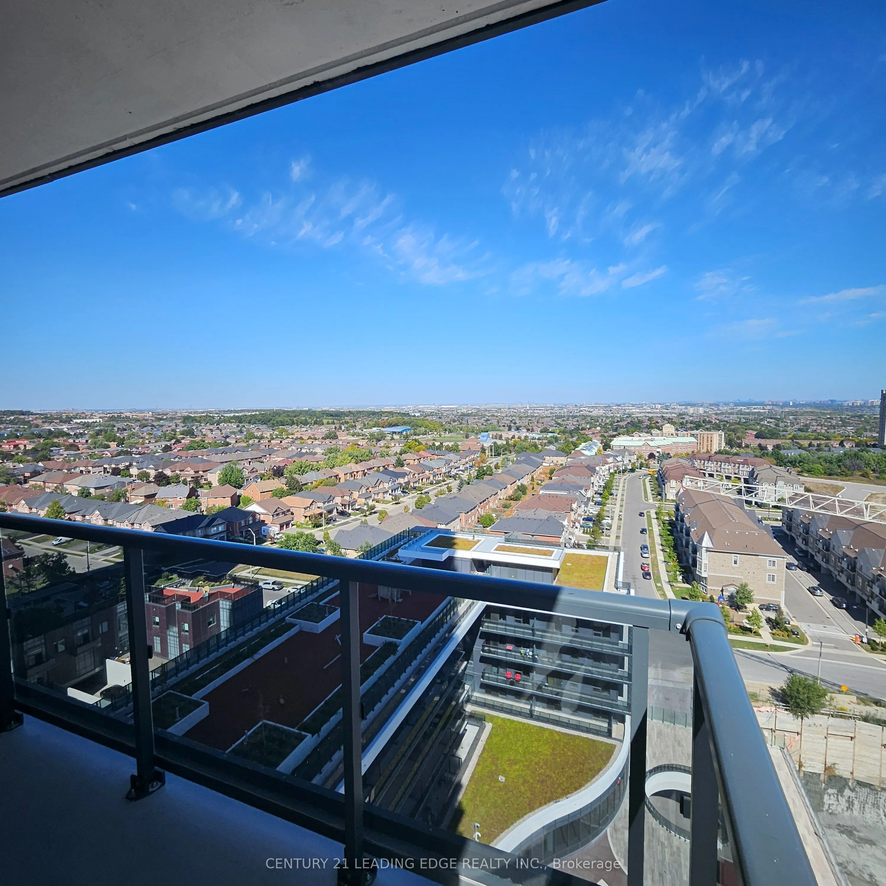5105 HURONTARIO Street, #1502