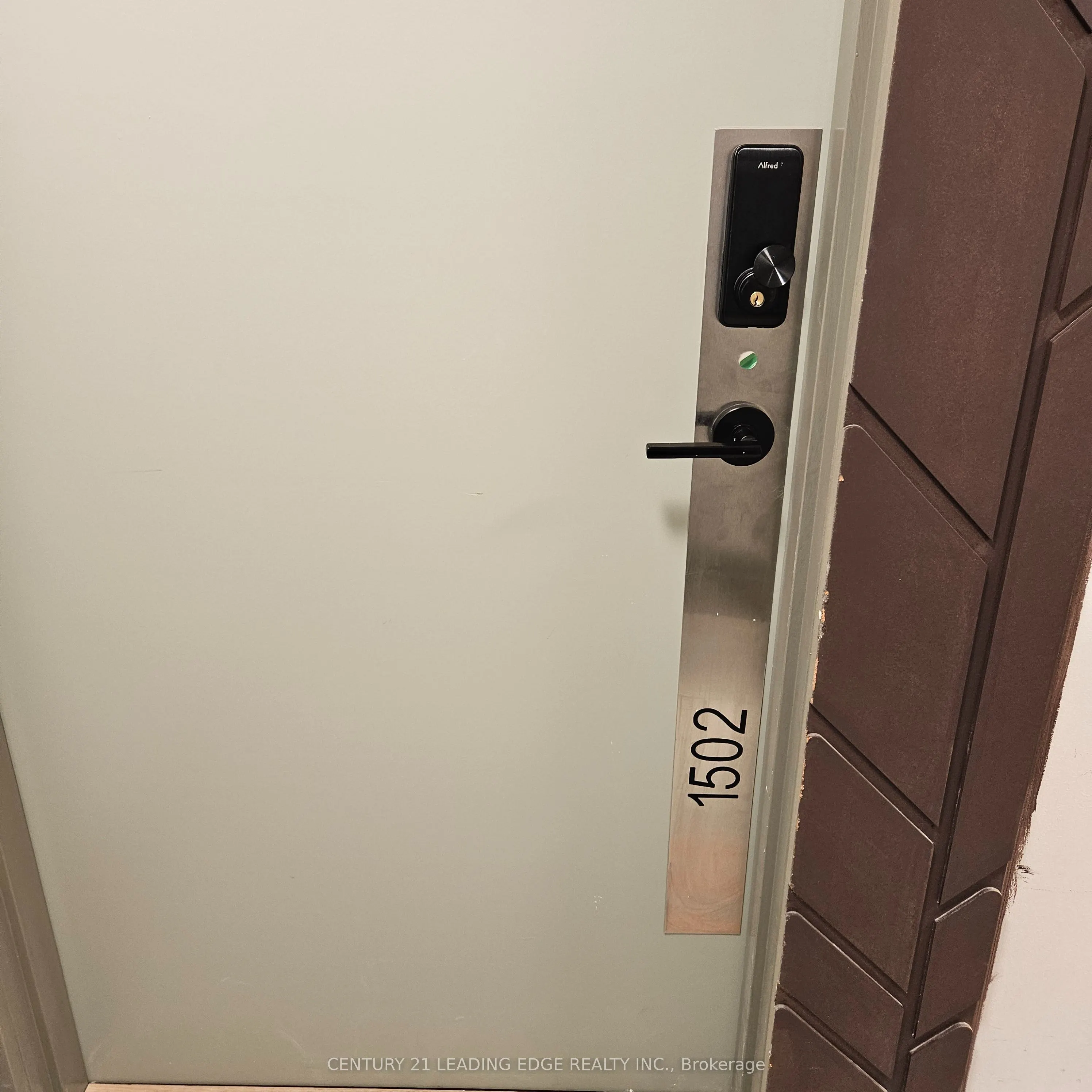 5105 HURONTARIO Street, #1502