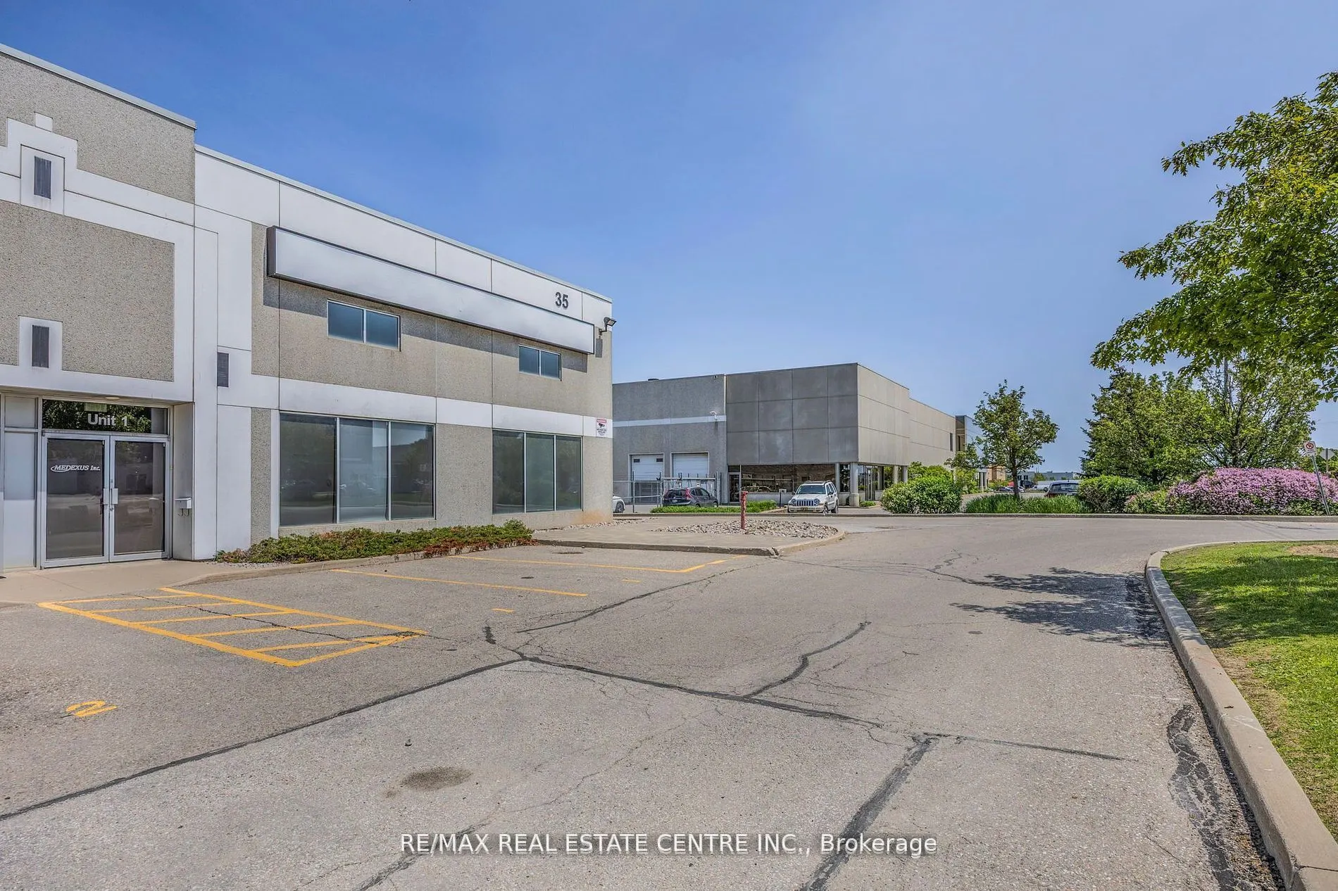 35 Nixon Road, #1