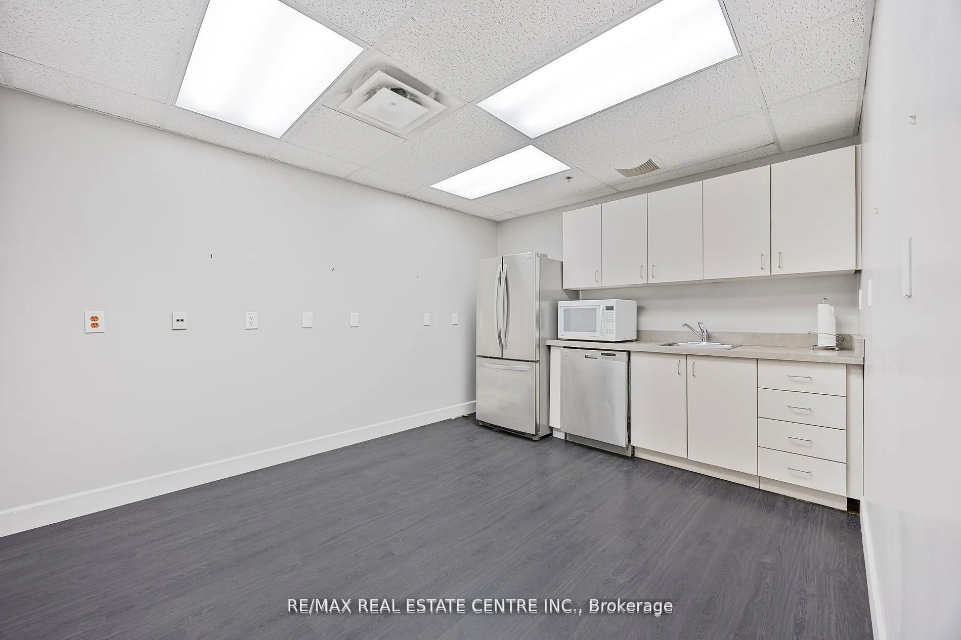 35 Nixon Road, #1