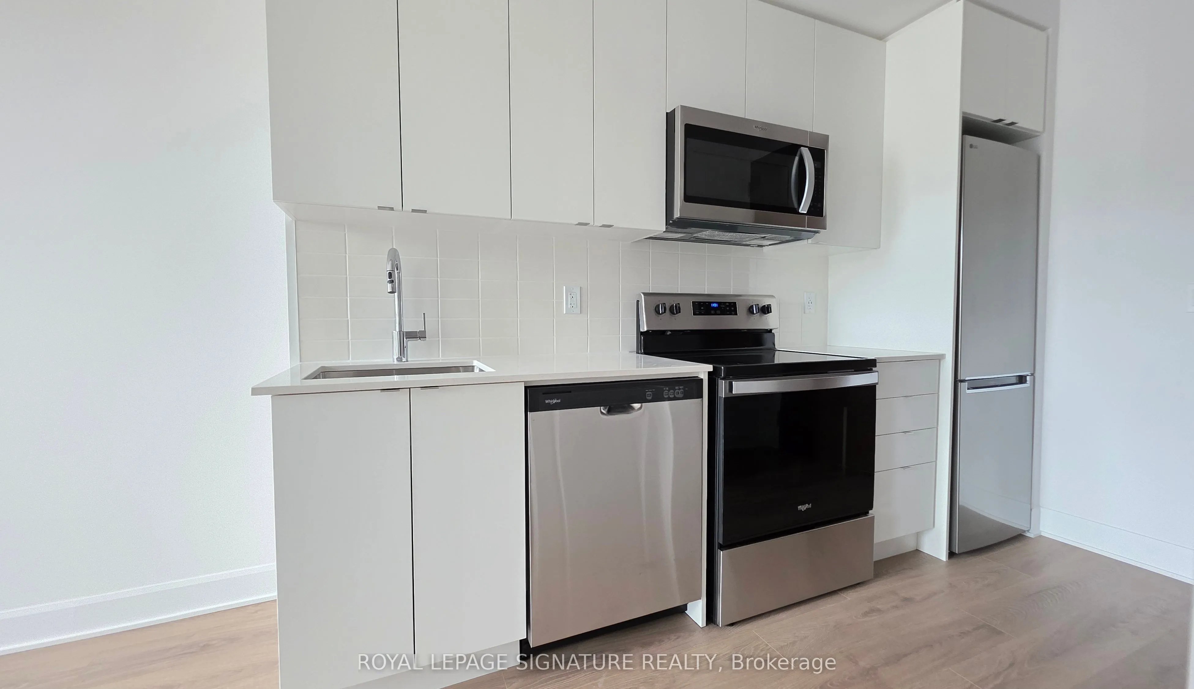 3240 William Coltson Avenue, #101