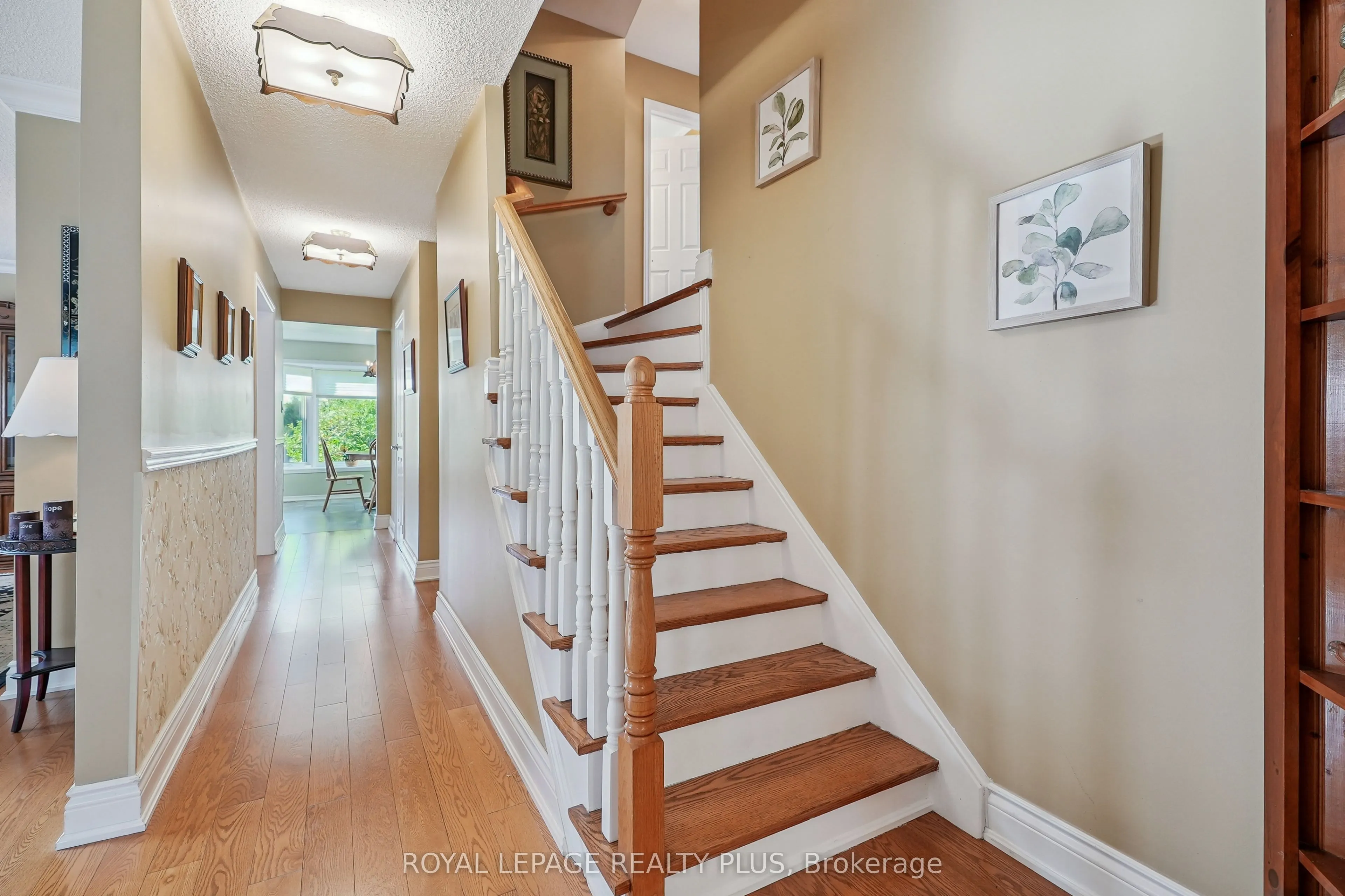 2335 Wyandotte Drive