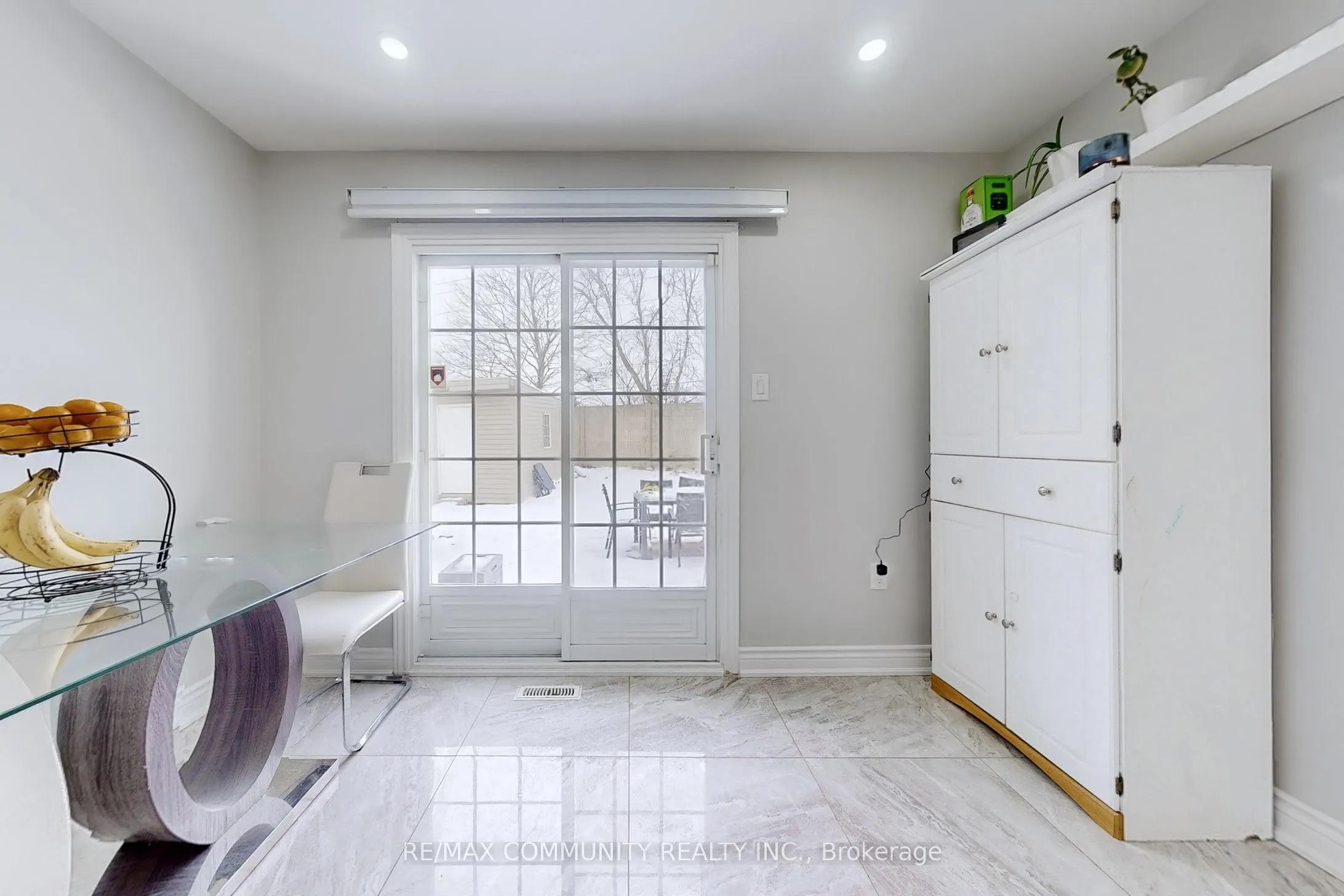 65 Creditstone Road