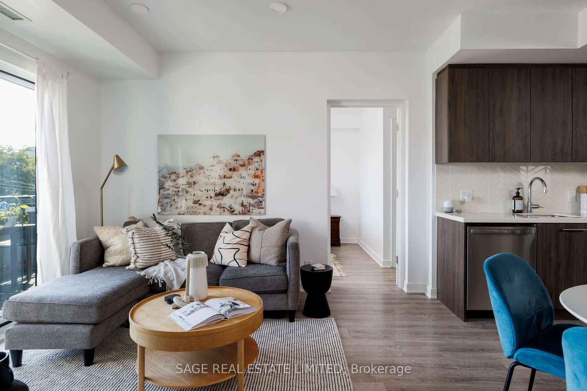 1 Neighbourhood Lane, #408