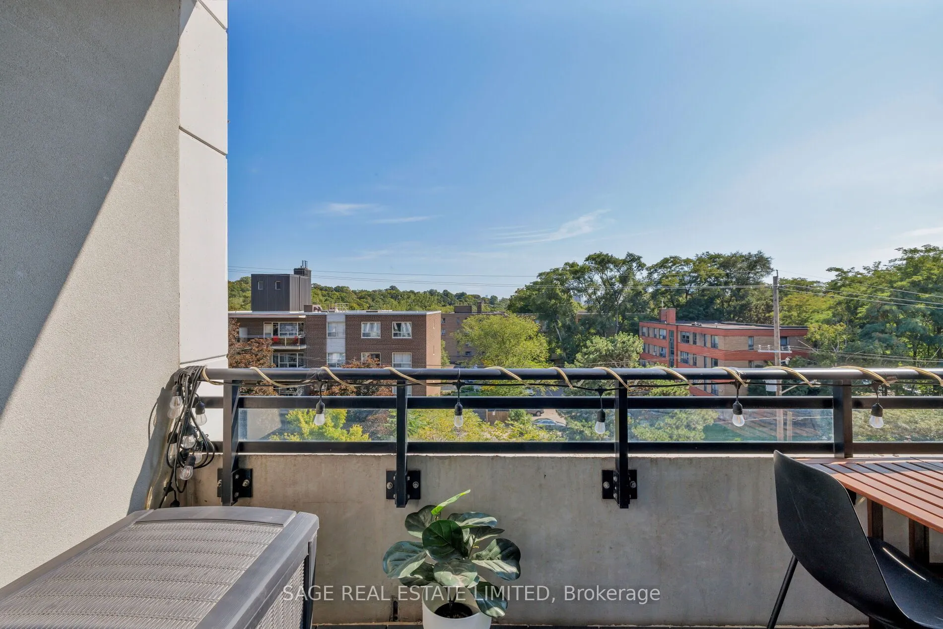 1 Neighbourhood Lane, #408