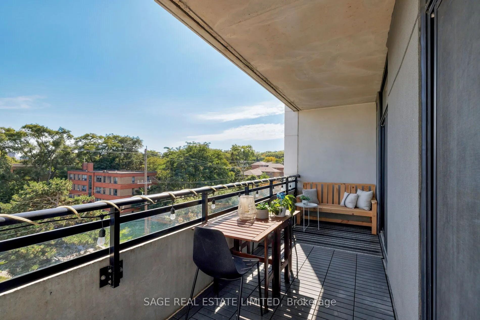 1 Neighbourhood Lane, #408