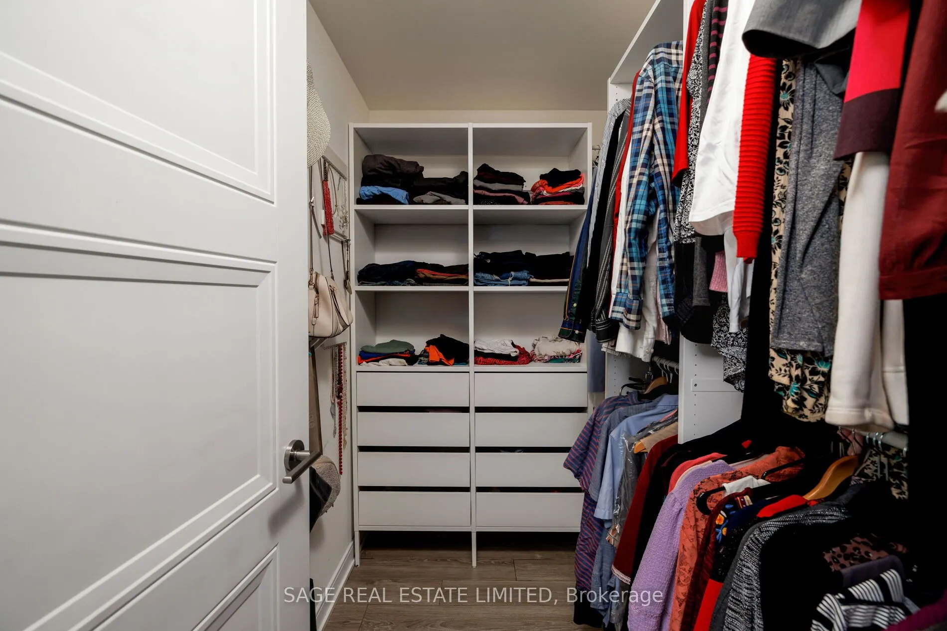 1 Neighbourhood Lane, #408