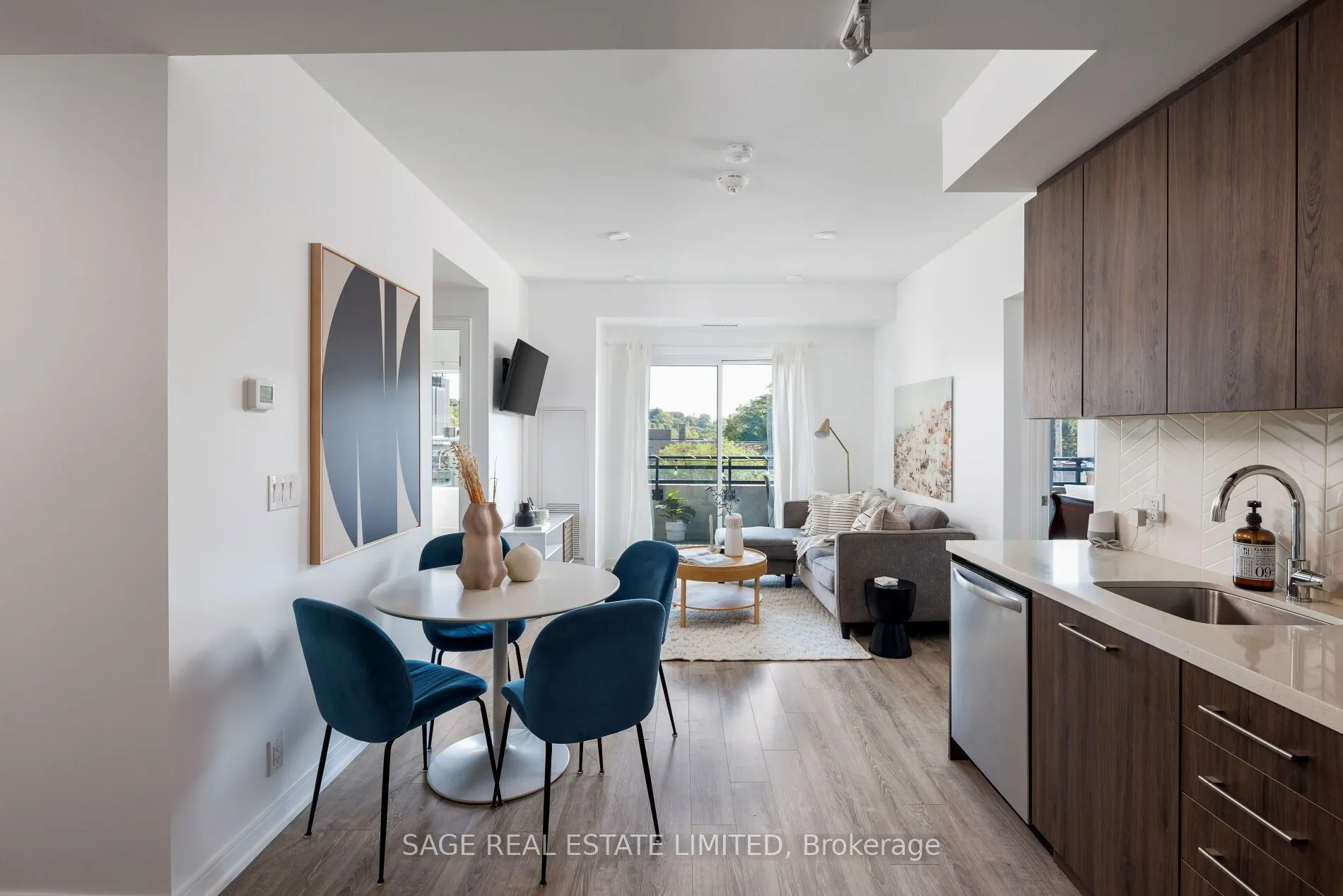 1 Neighbourhood Lane, #408