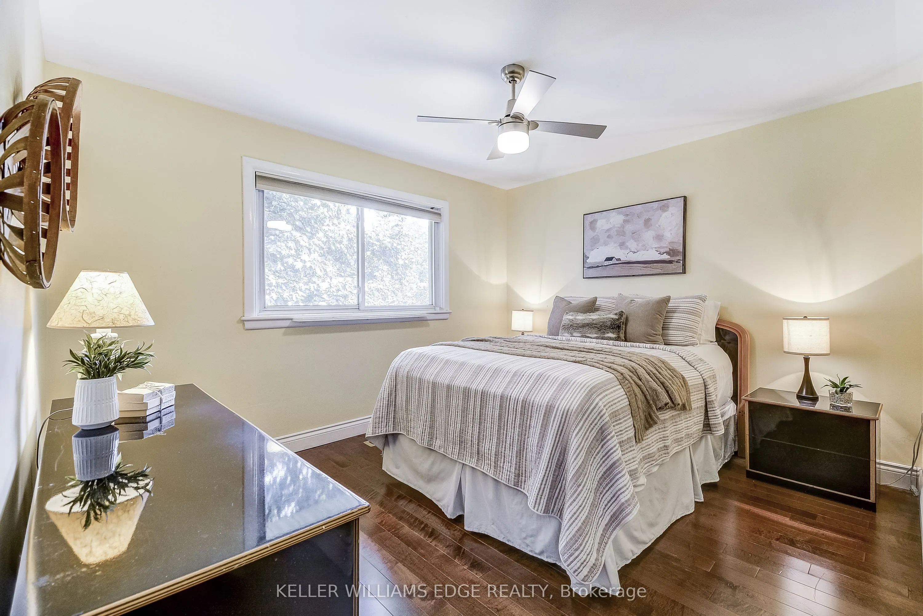 1216 De Quincy Crescent