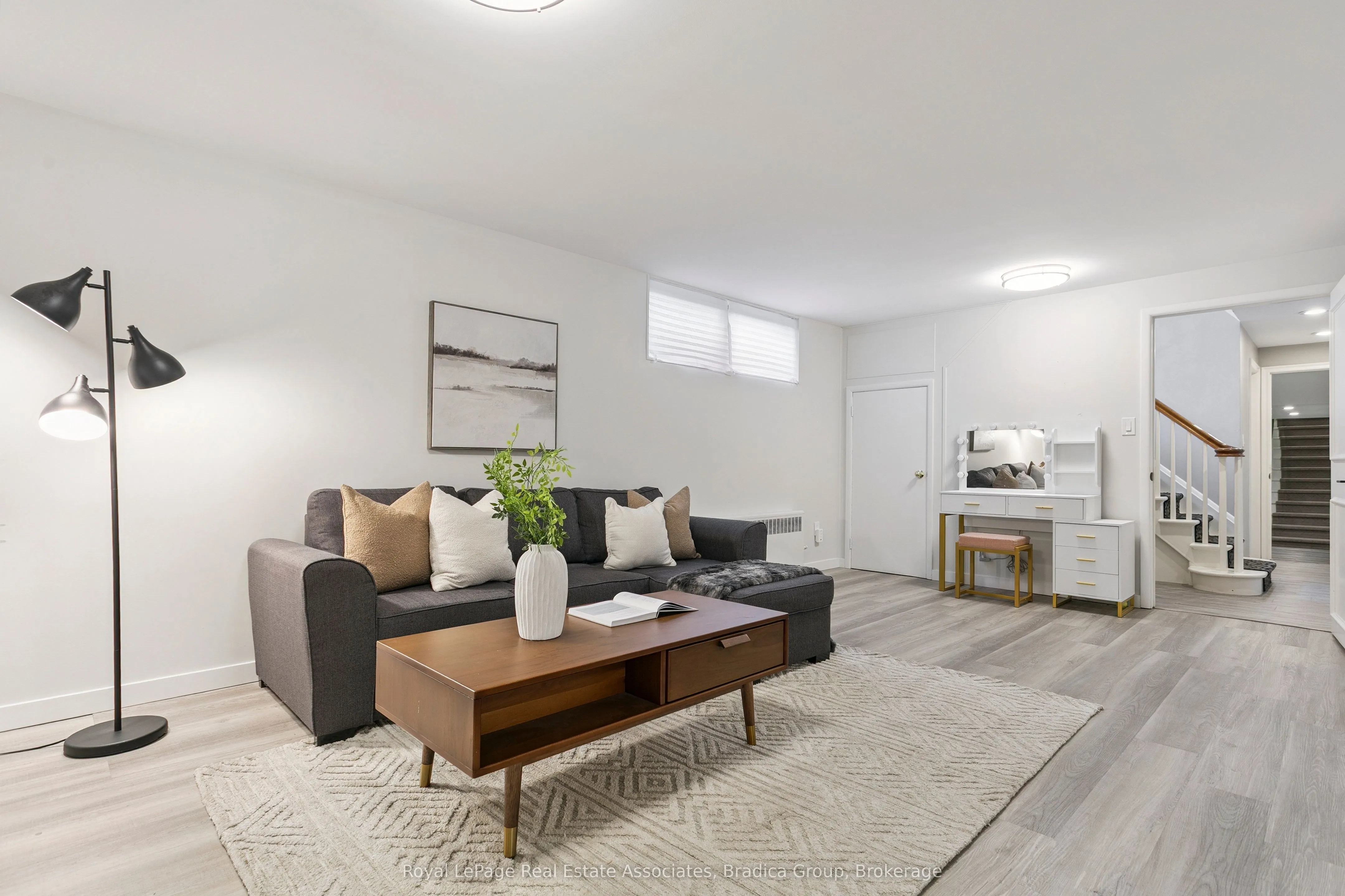 19 Lorraine Gardens