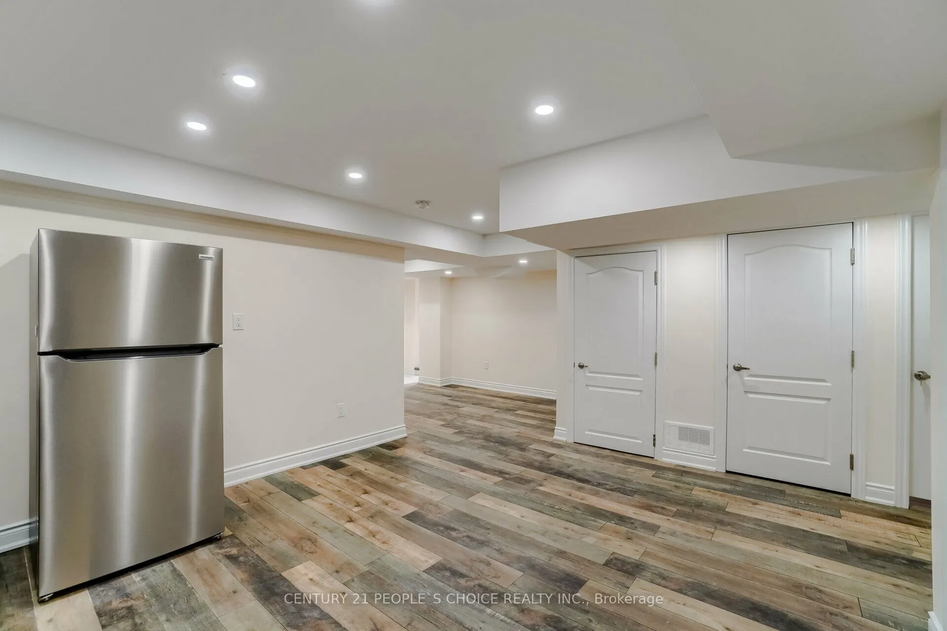 5372 Glen Erin Drive