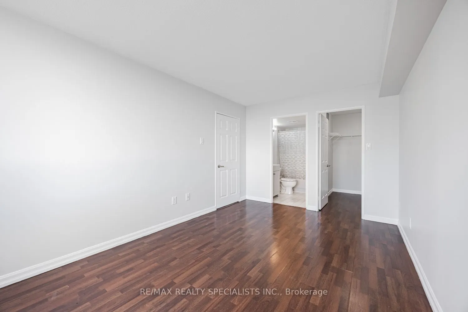 285 Enfield Place, #1405