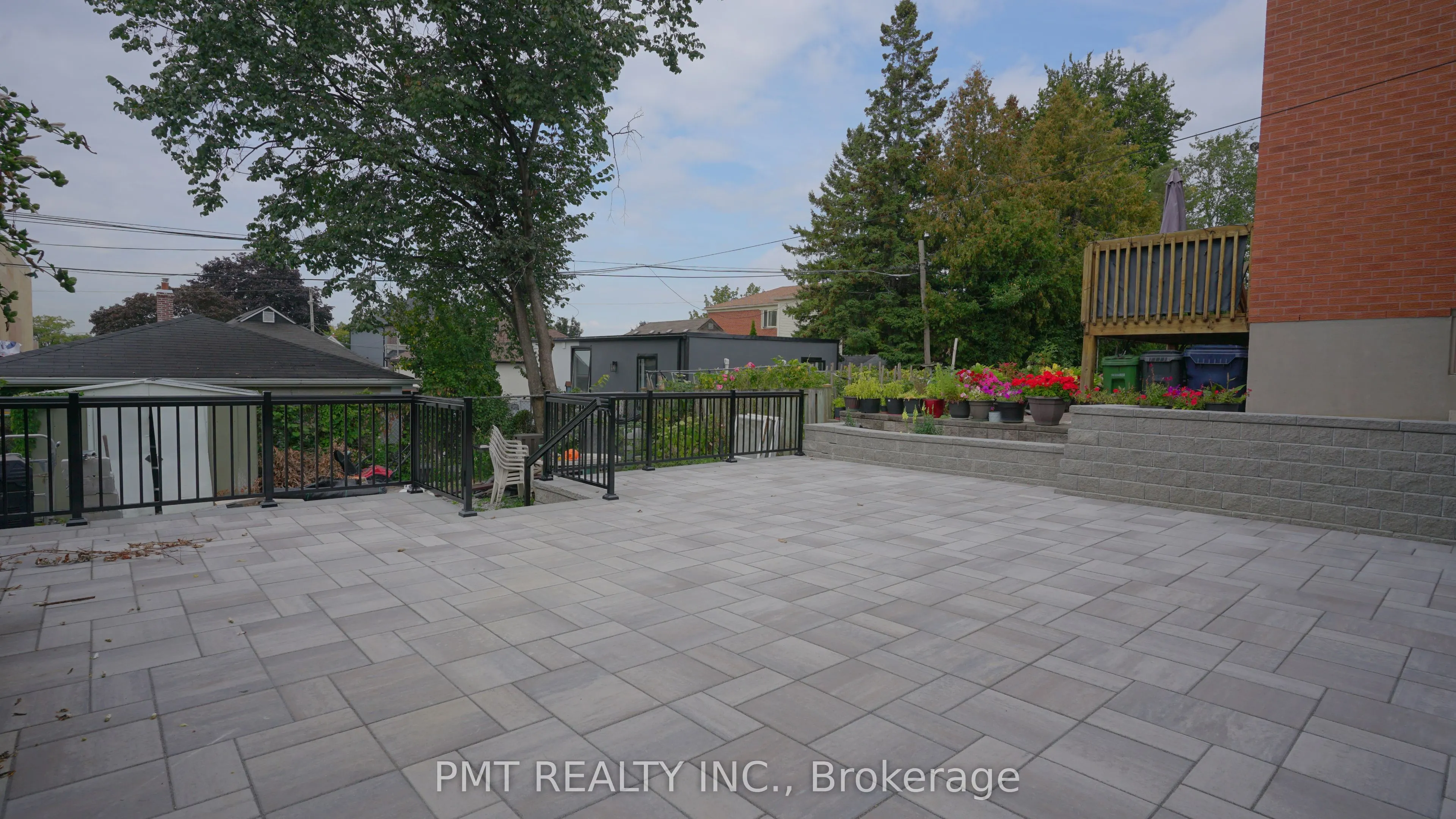 94 Glenhaven Street, #Main