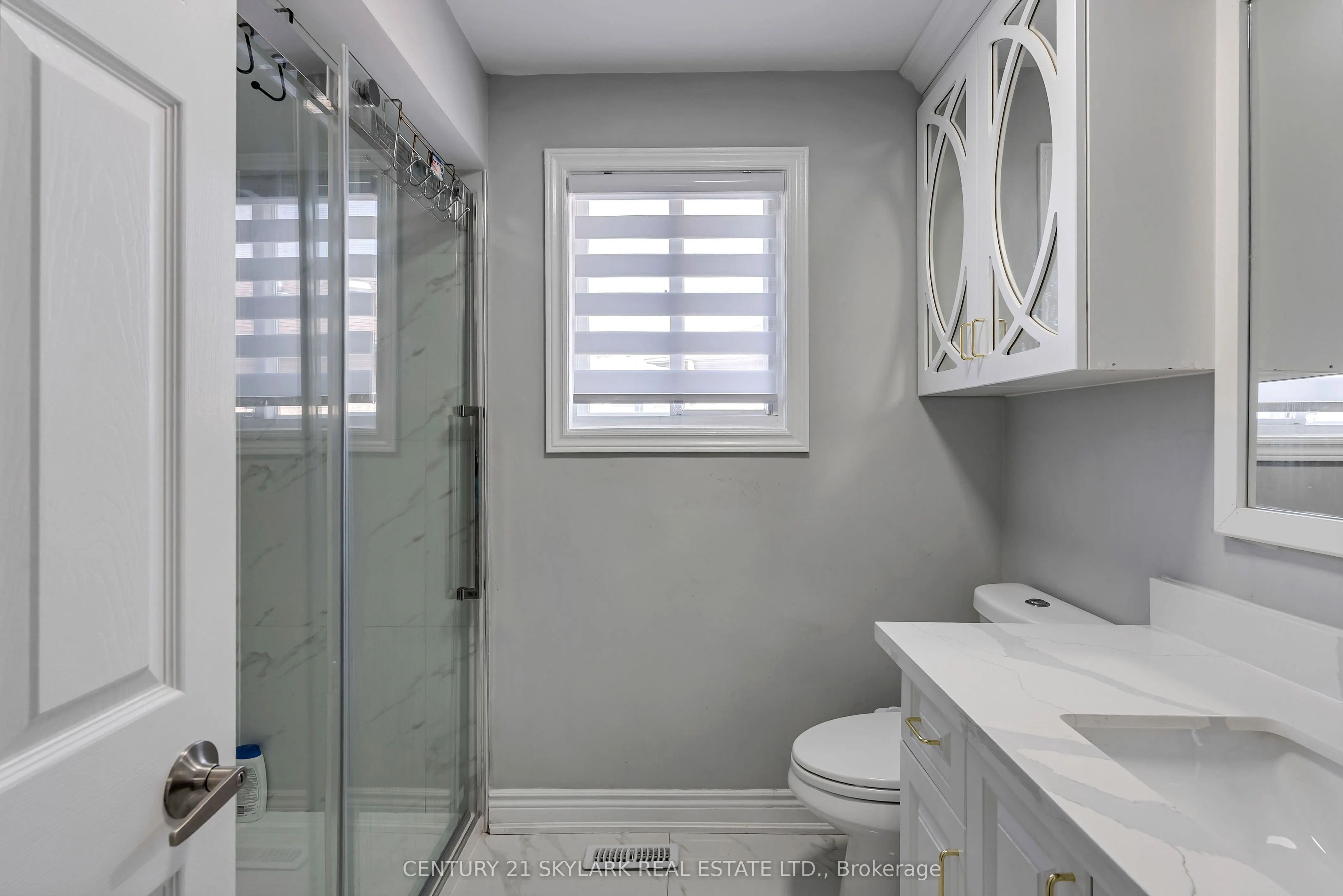 4 Moonstone Court