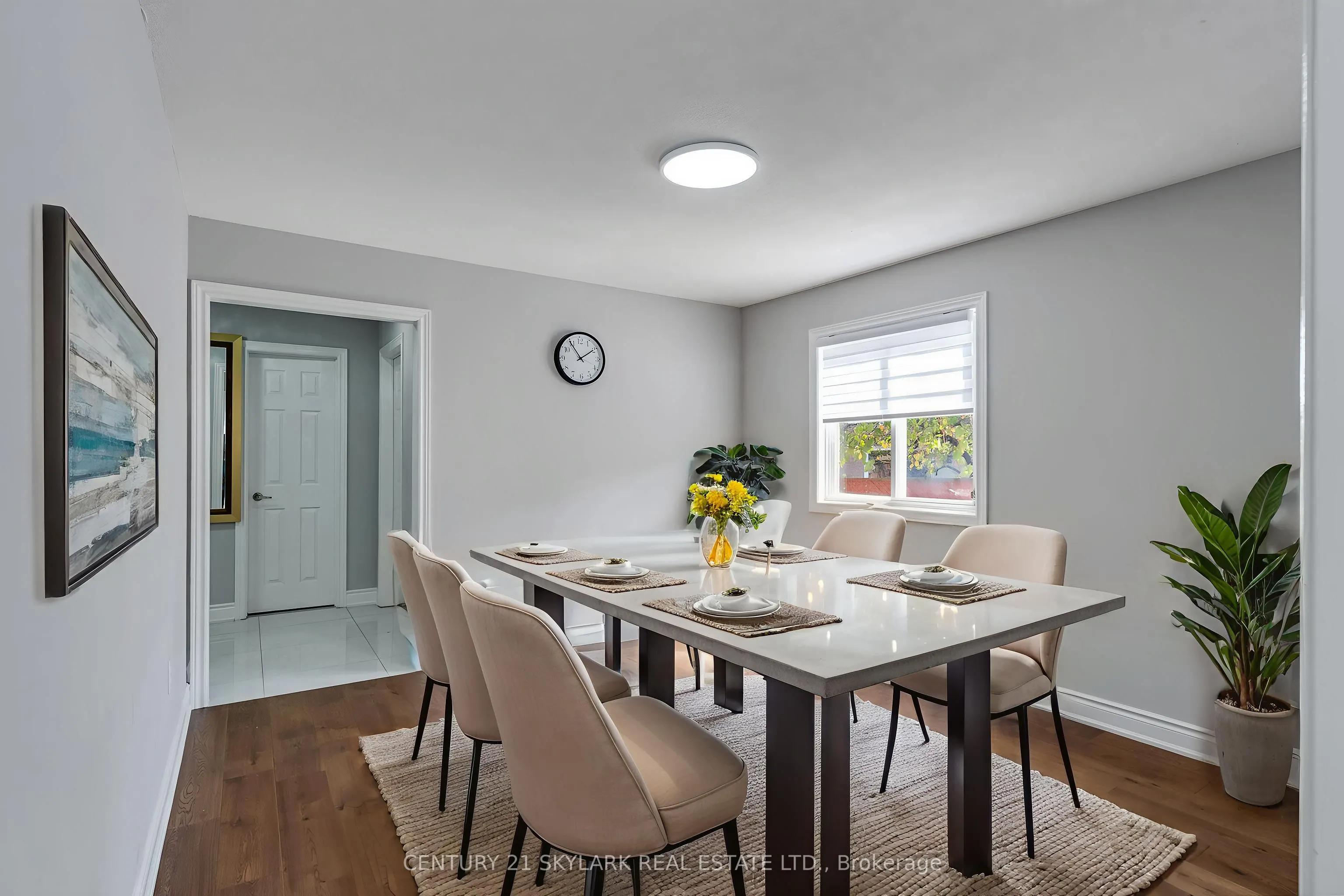 4 Moonstone Court