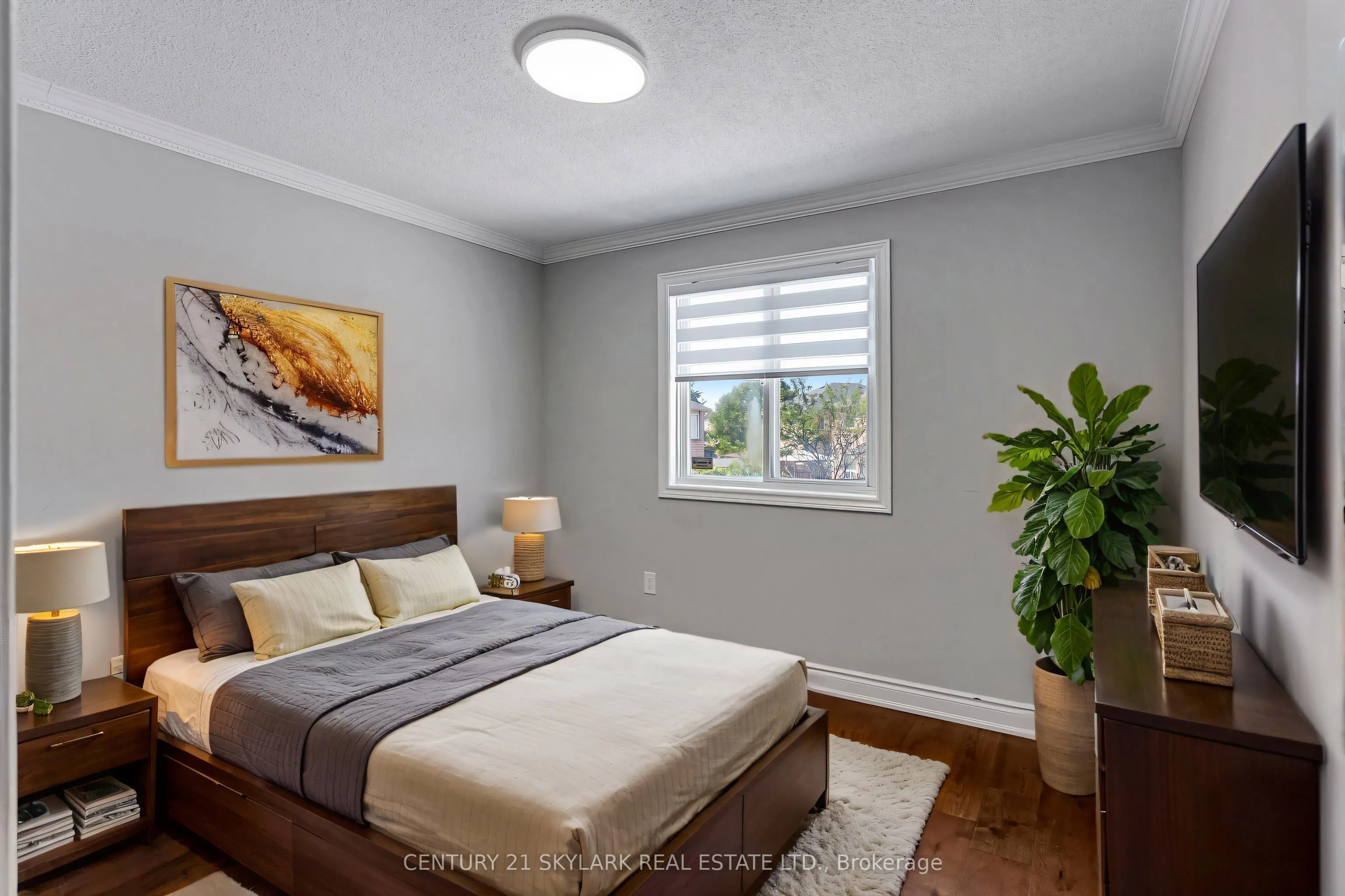 4 Moonstone Court