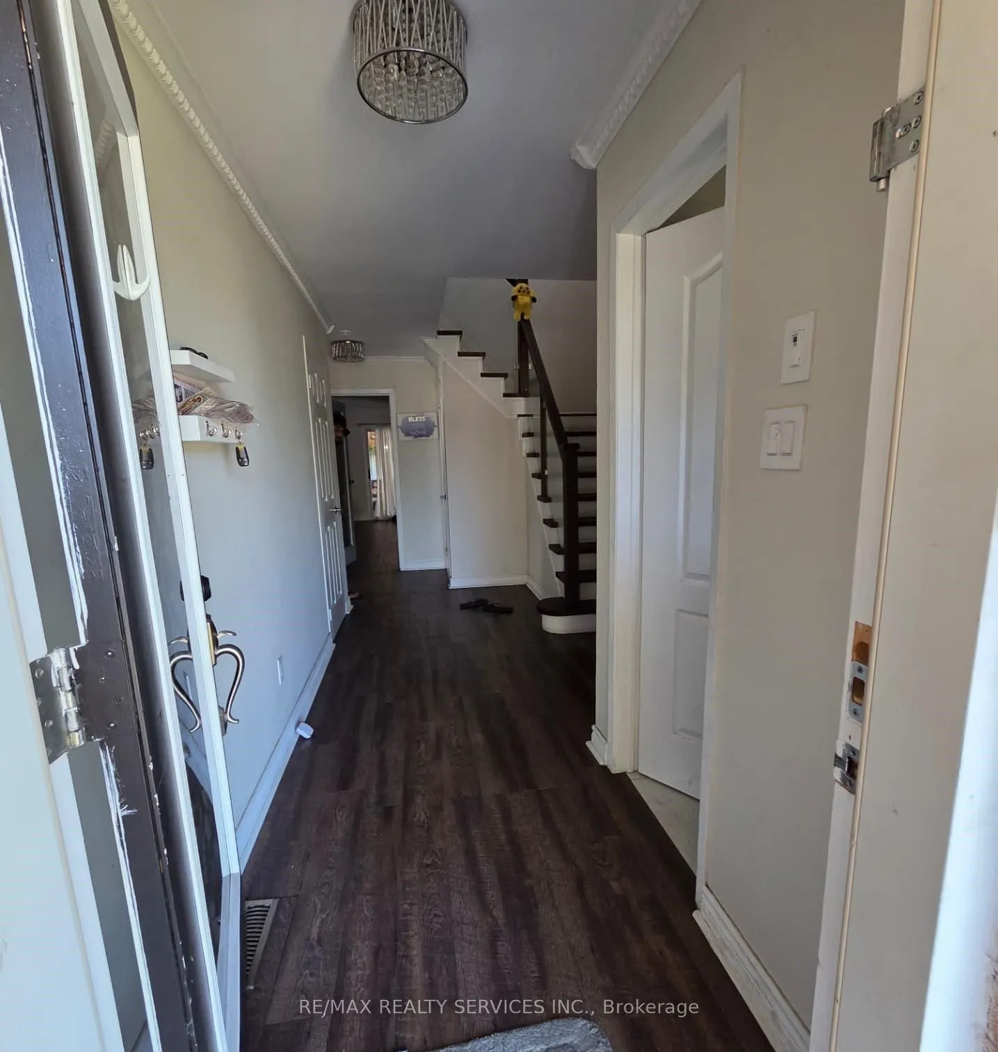 32 Shenstone Avenue