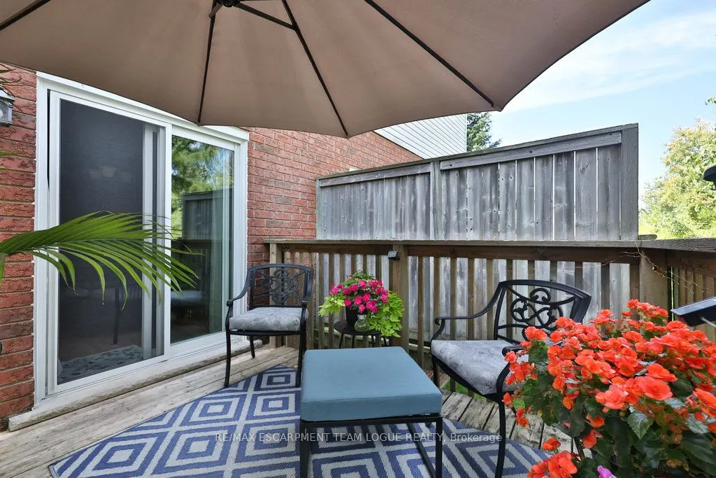 2229 Walkers Line, #16