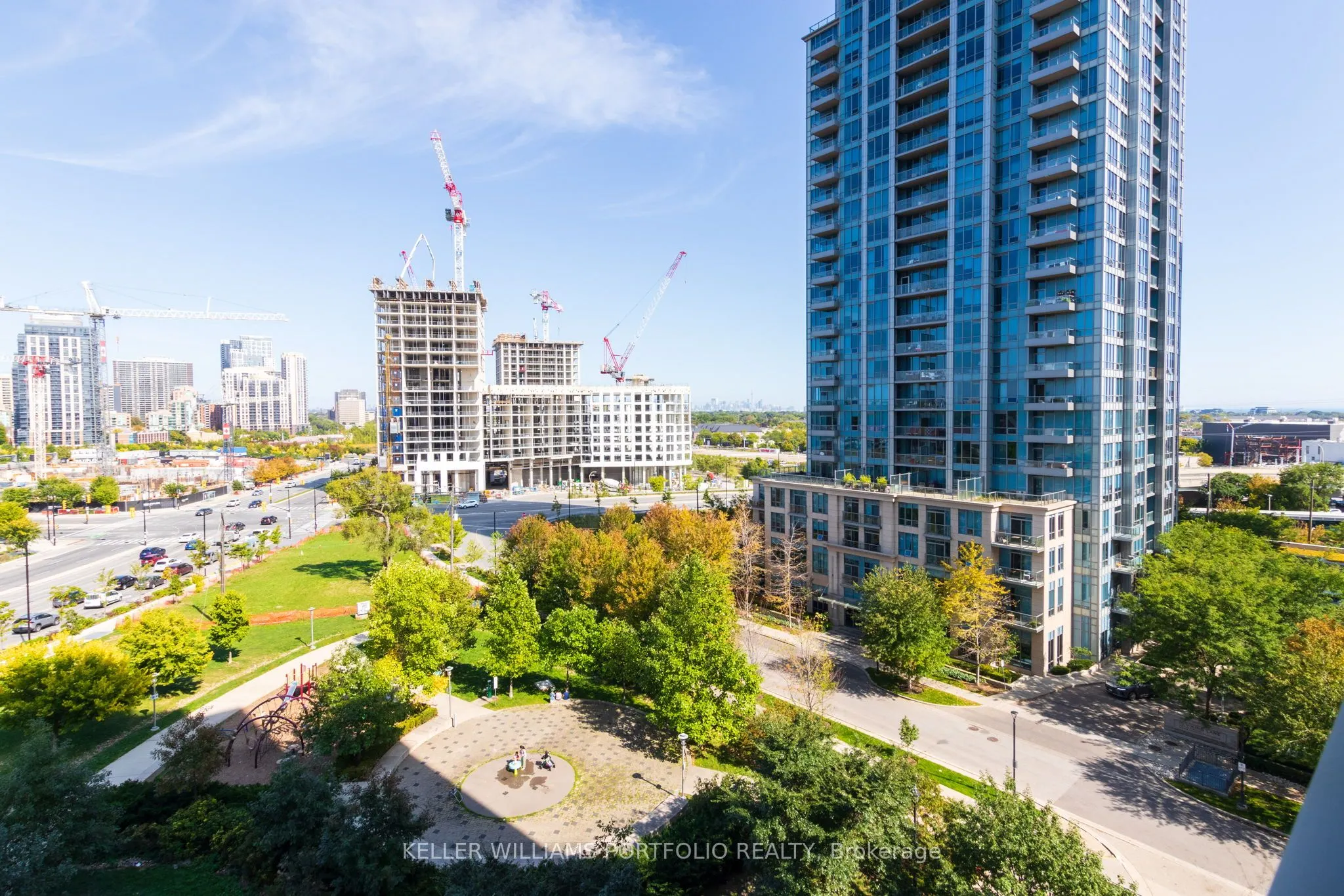 5229 Dundas Street W, #707