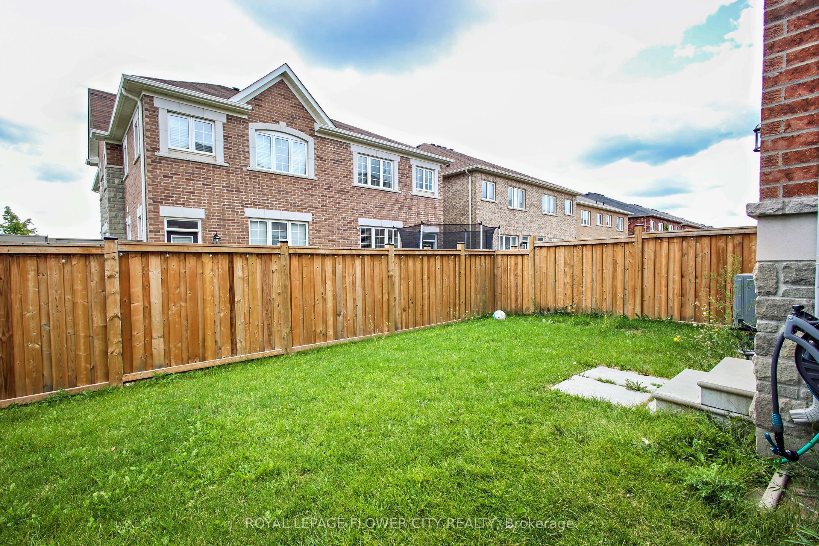 81 Baffin Crescent