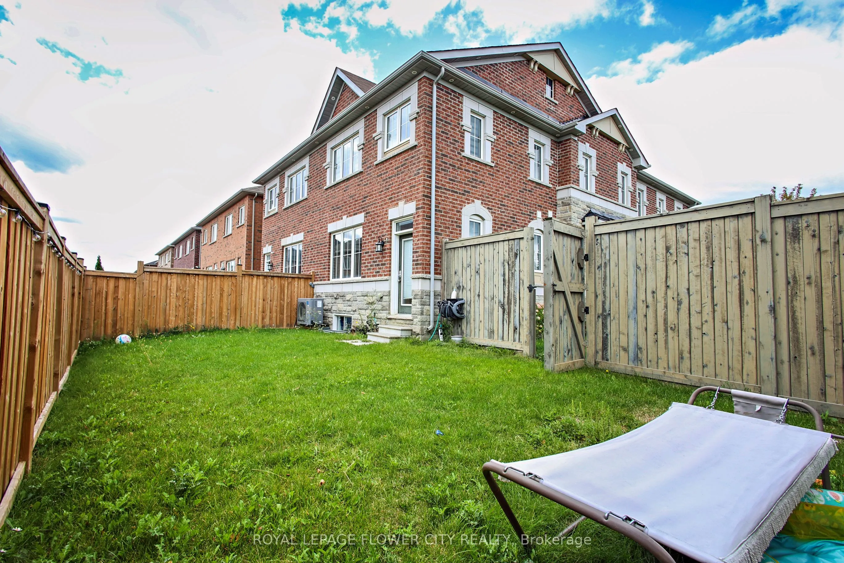 81 Baffin Crescent