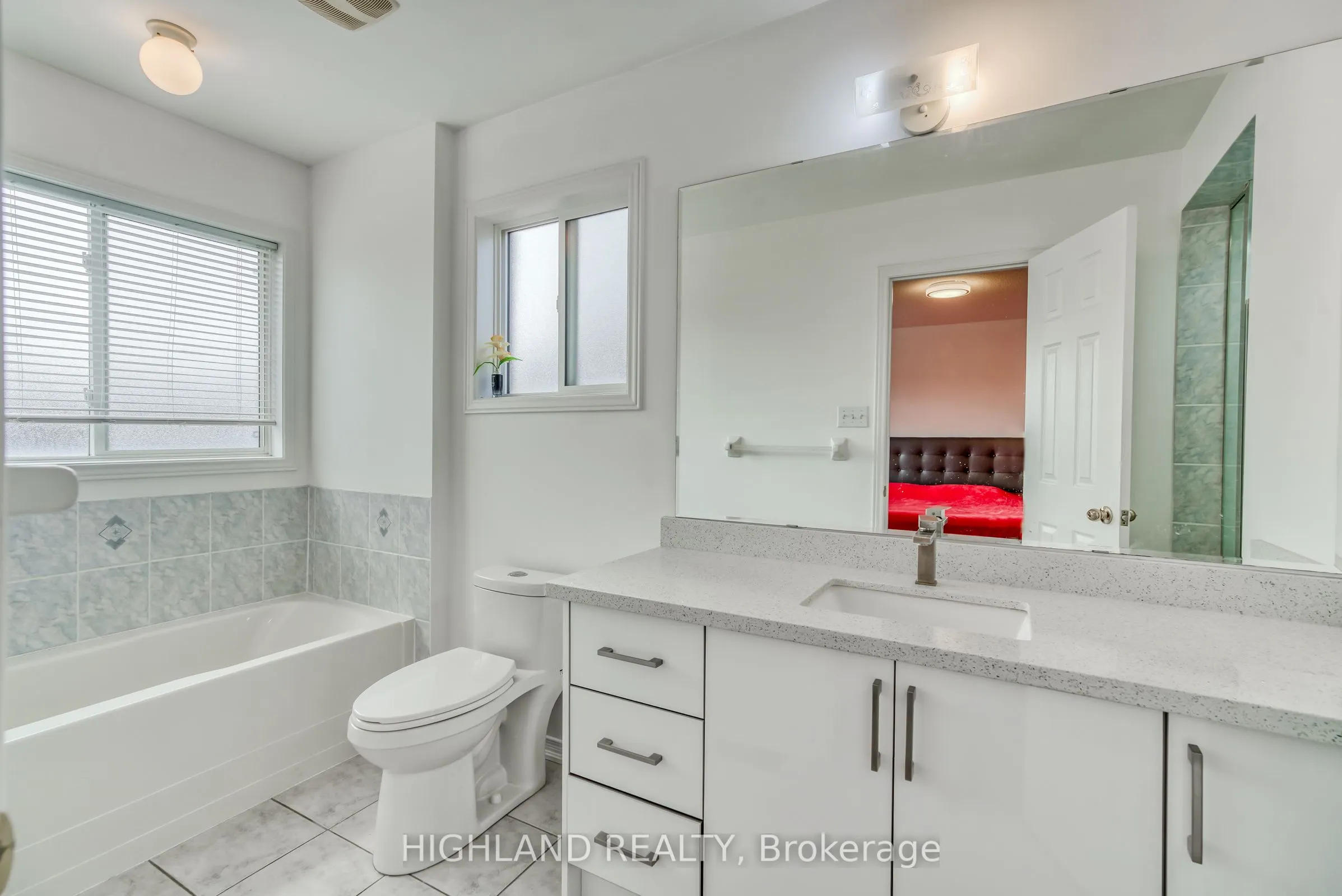 3904 Stardust Drive