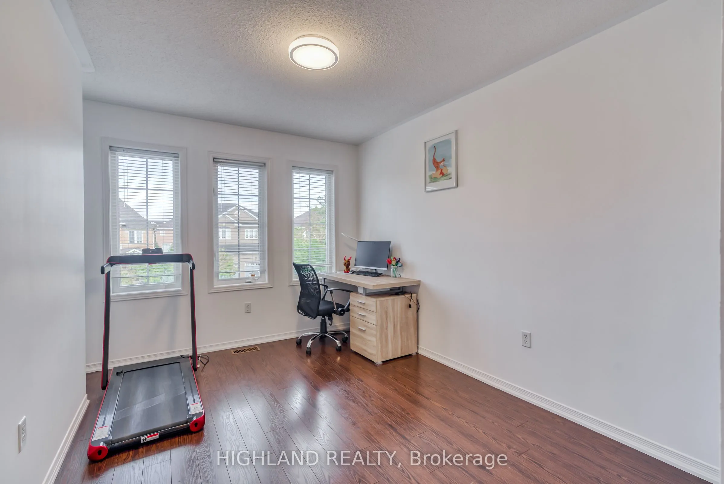 3904 Stardust Drive