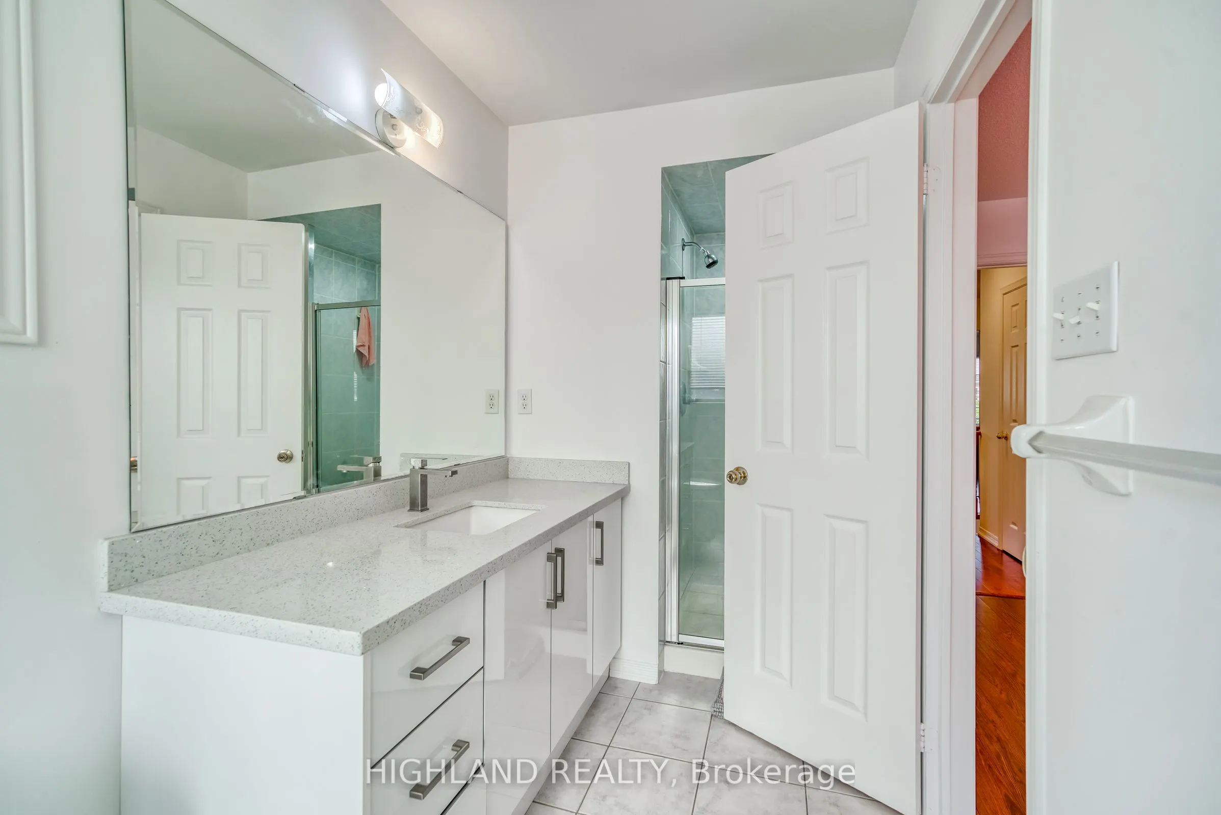 3904 Stardust Drive