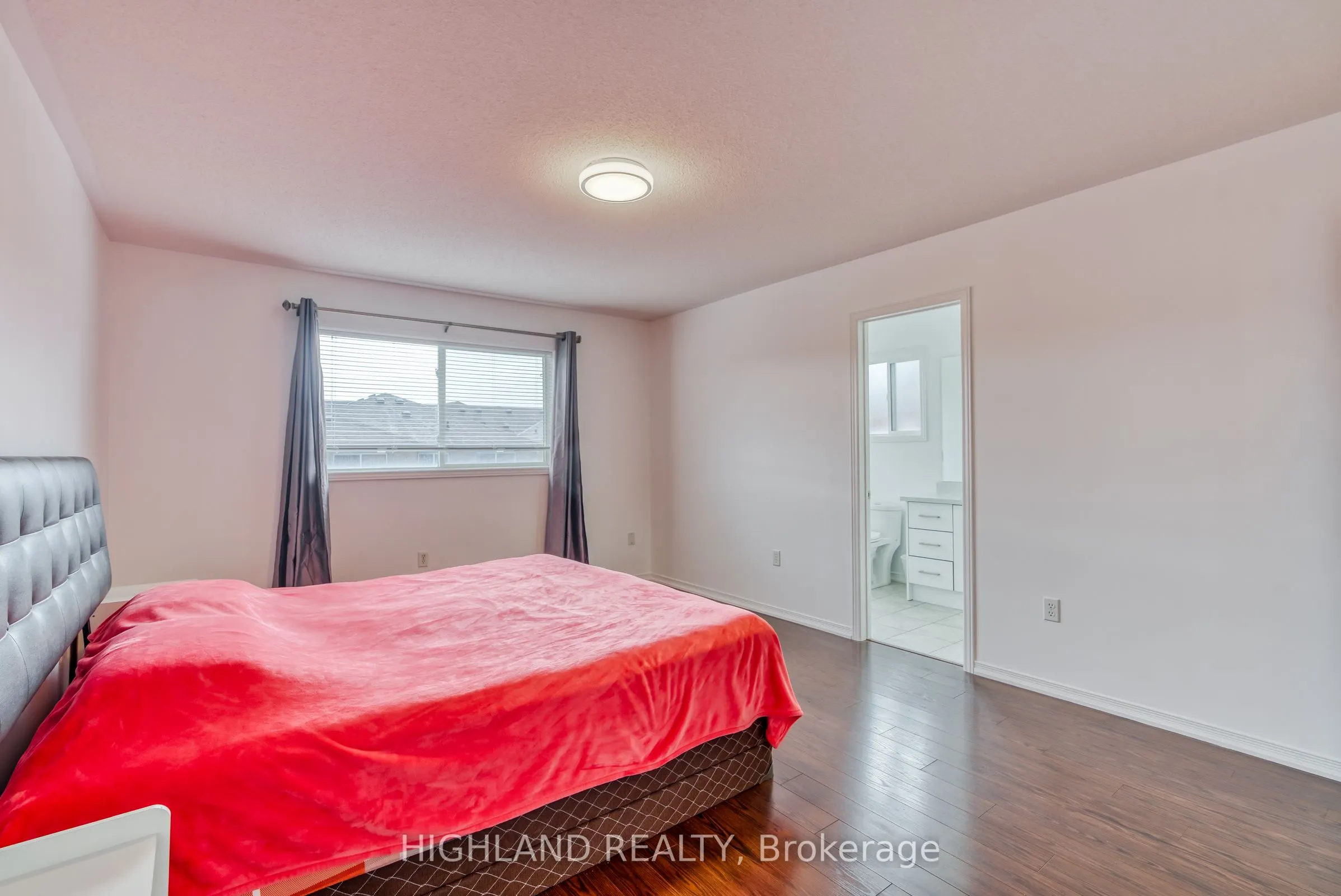 3904 Stardust Drive