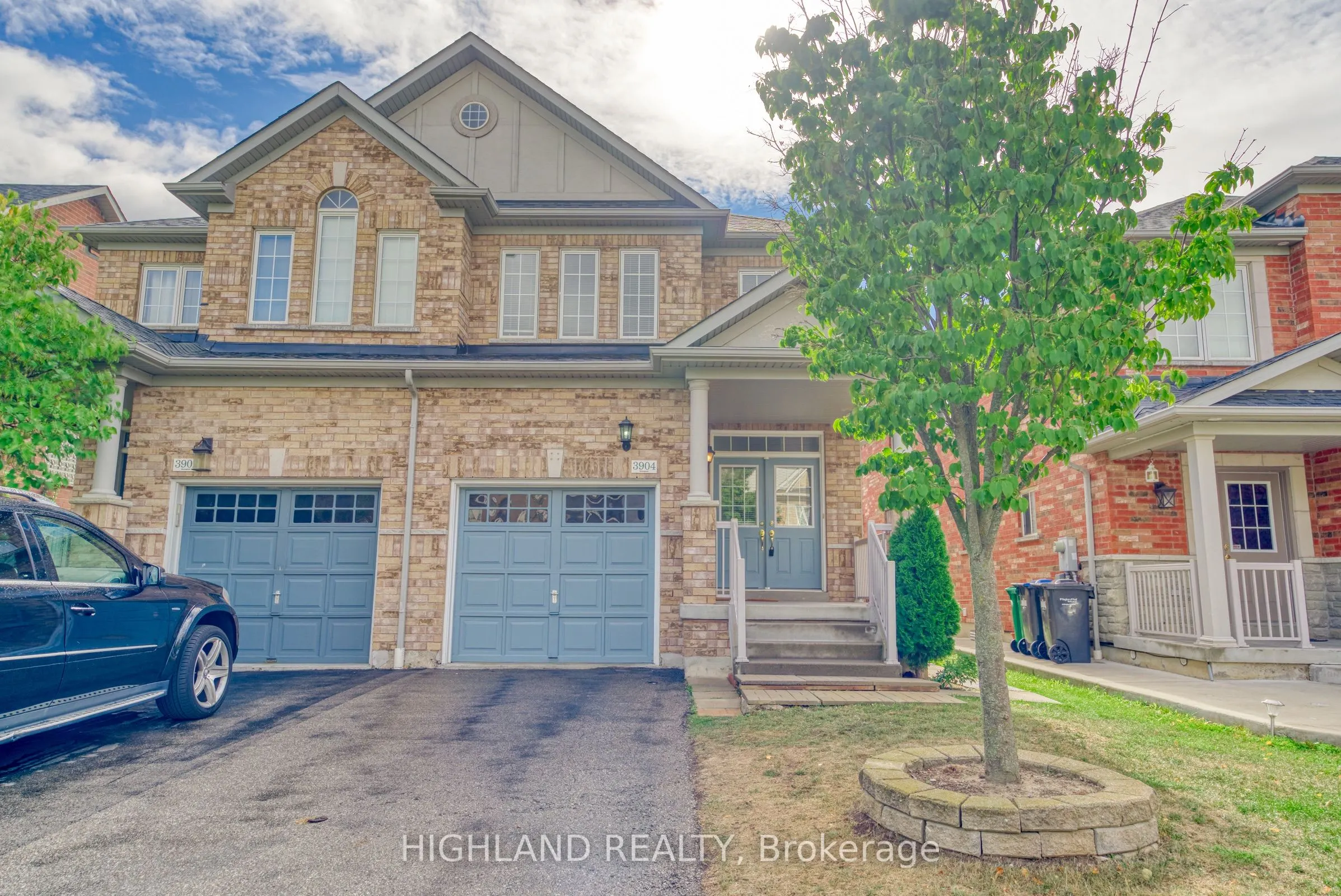 3904 Stardust Drive