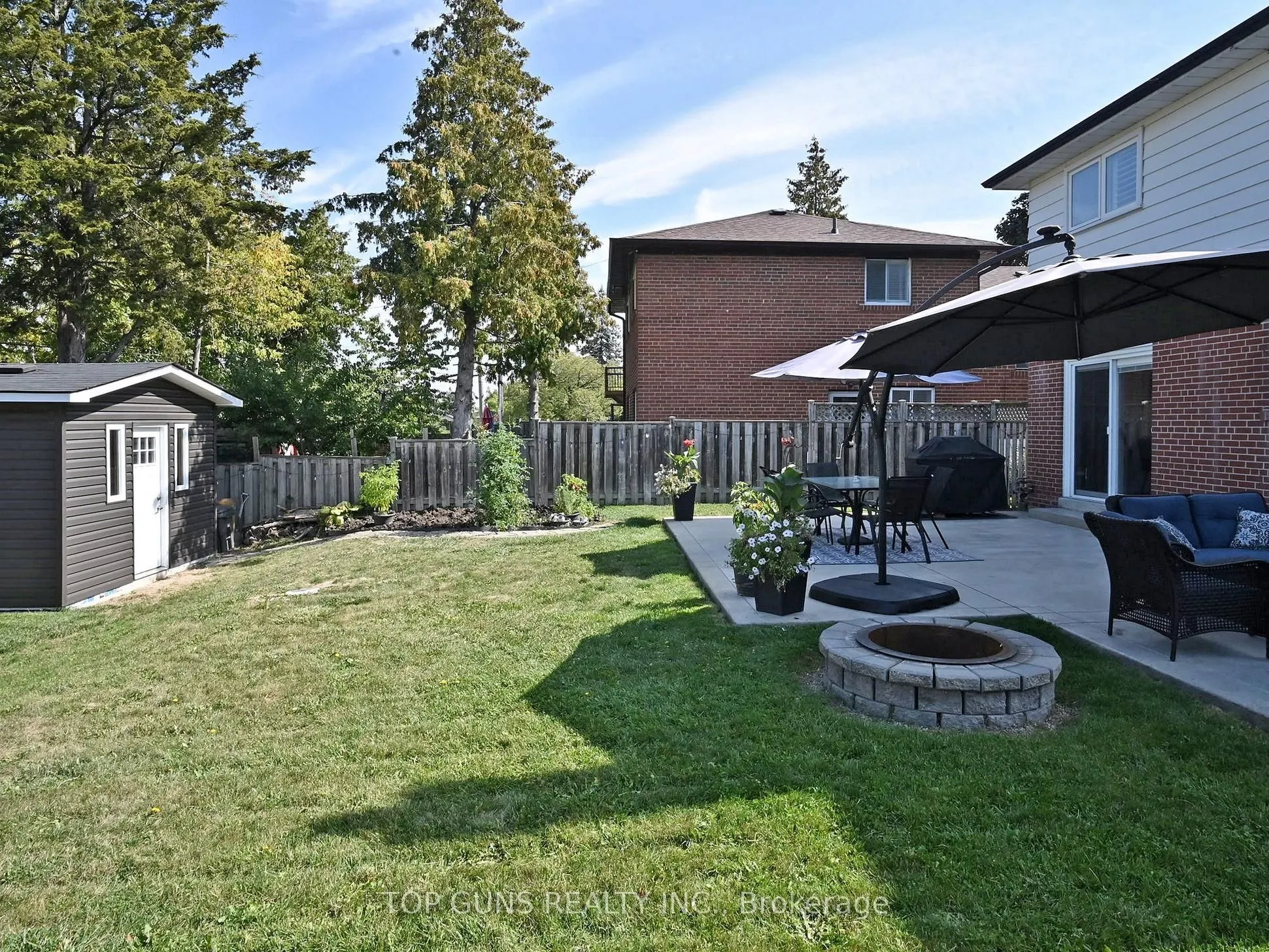 25 Ringway Crescent