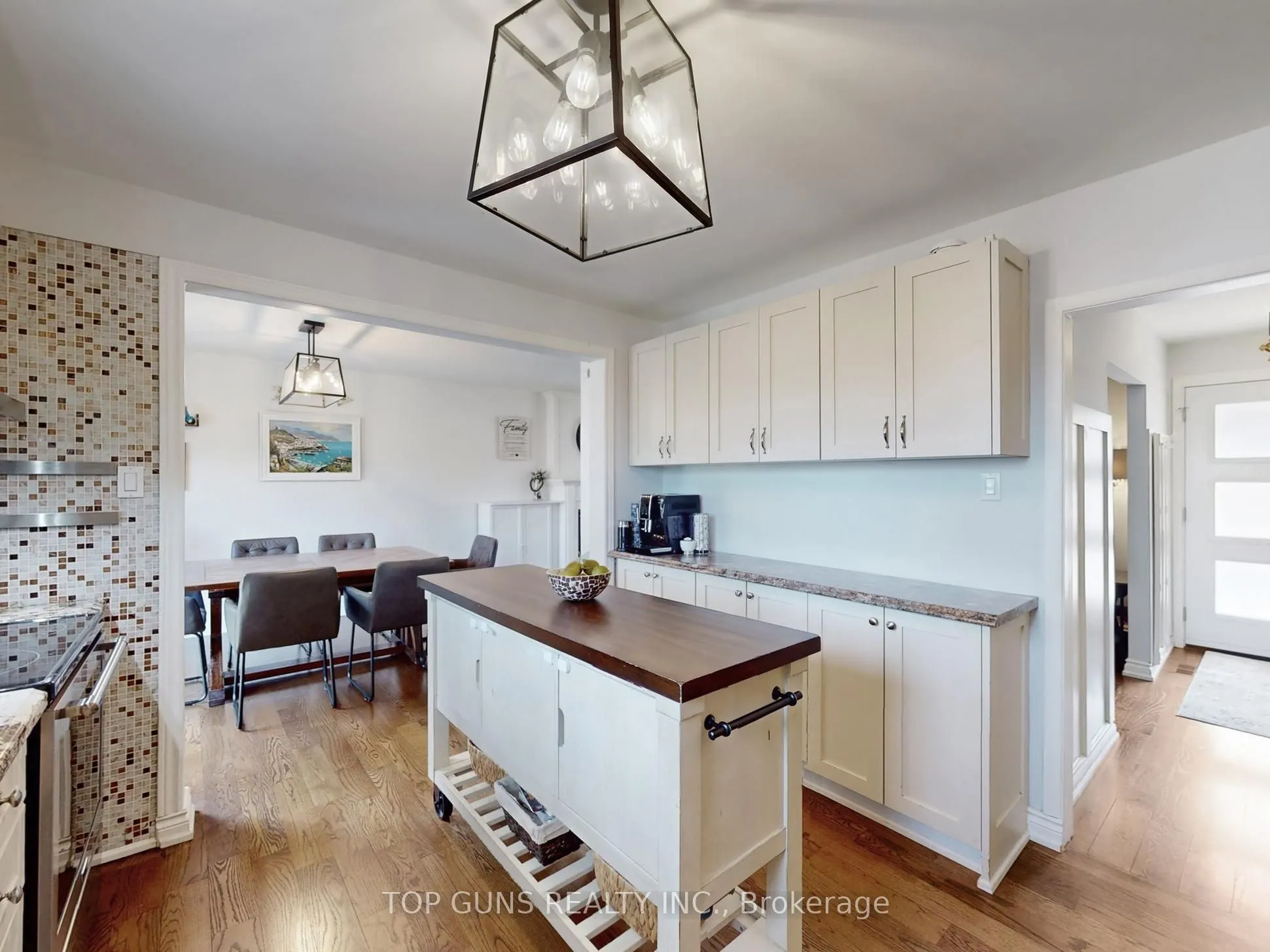 25 Ringway Crescent