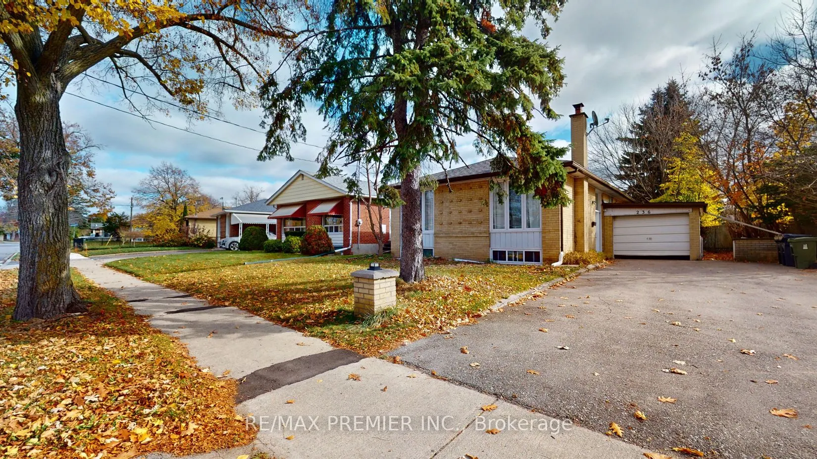 236 Thistle Down Boulevard