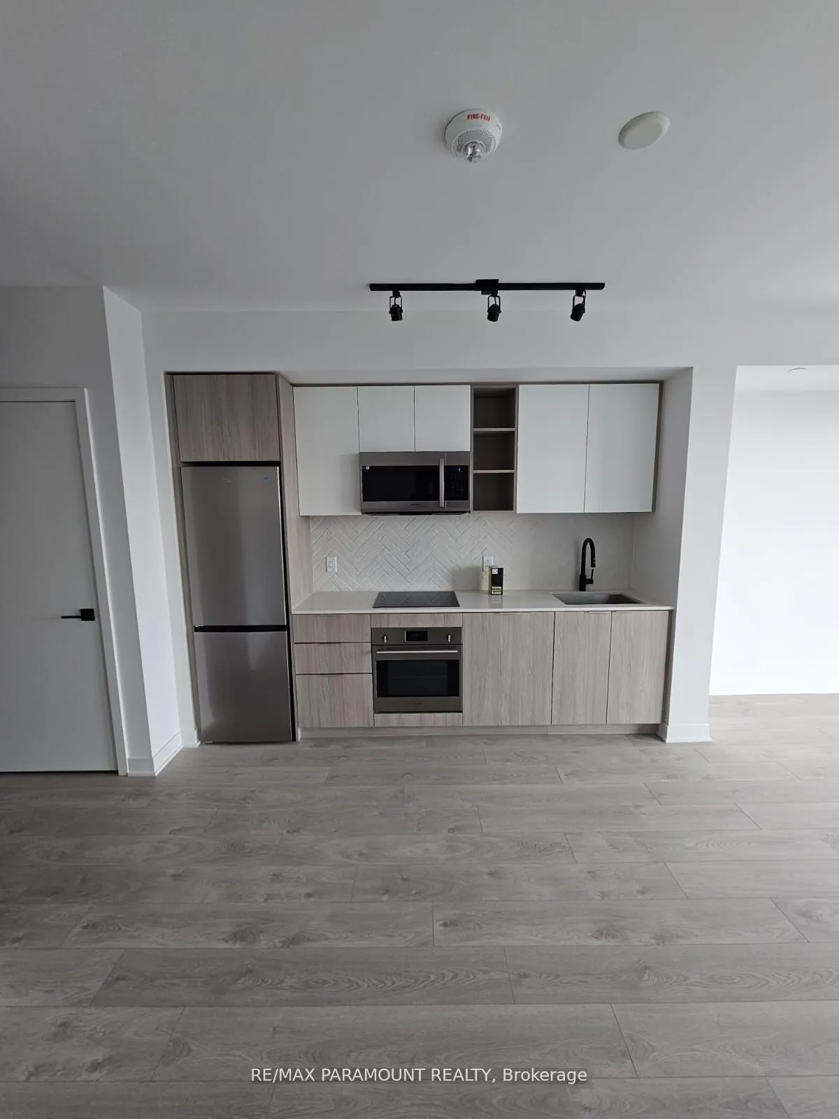 36 Zorra Street, #2906