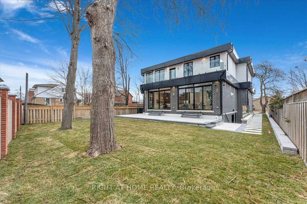 2572 Edenhurst Drive