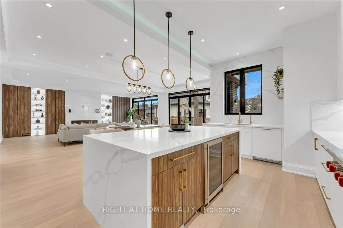 2572 Edenhurst Drive